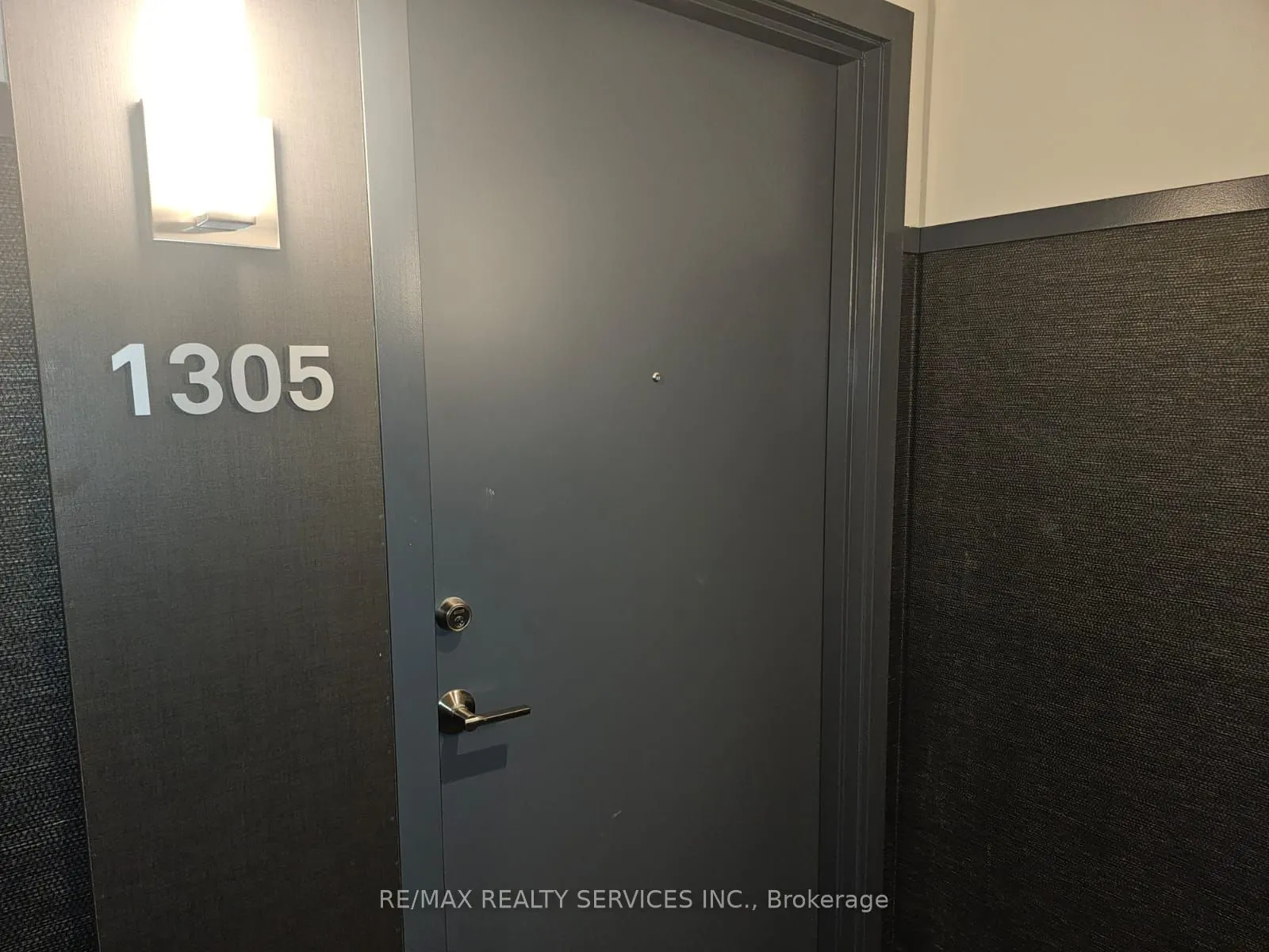 2485 Eglinton Avenue W, #1305