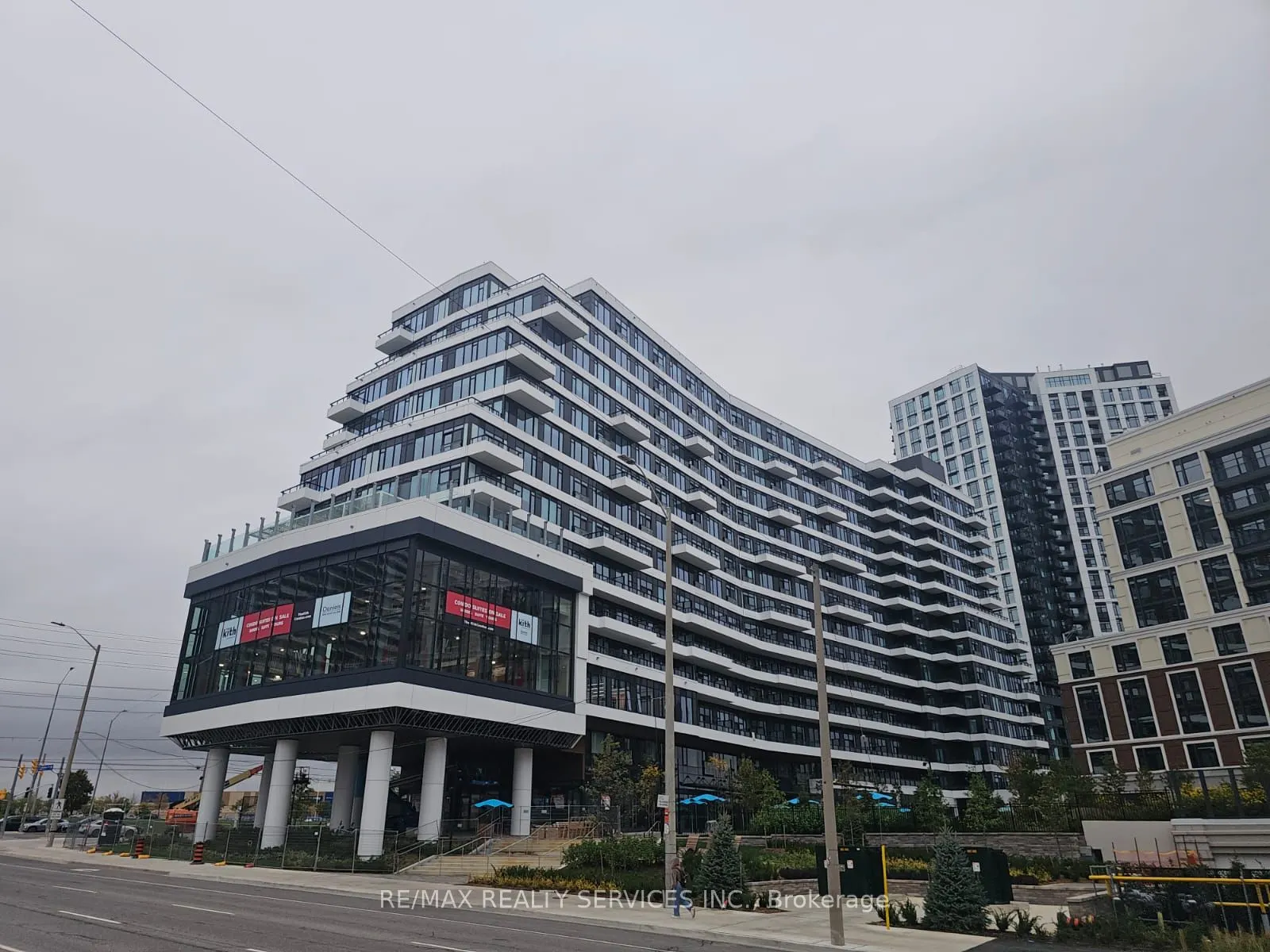 2485 Eglinton Avenue W, #1305
