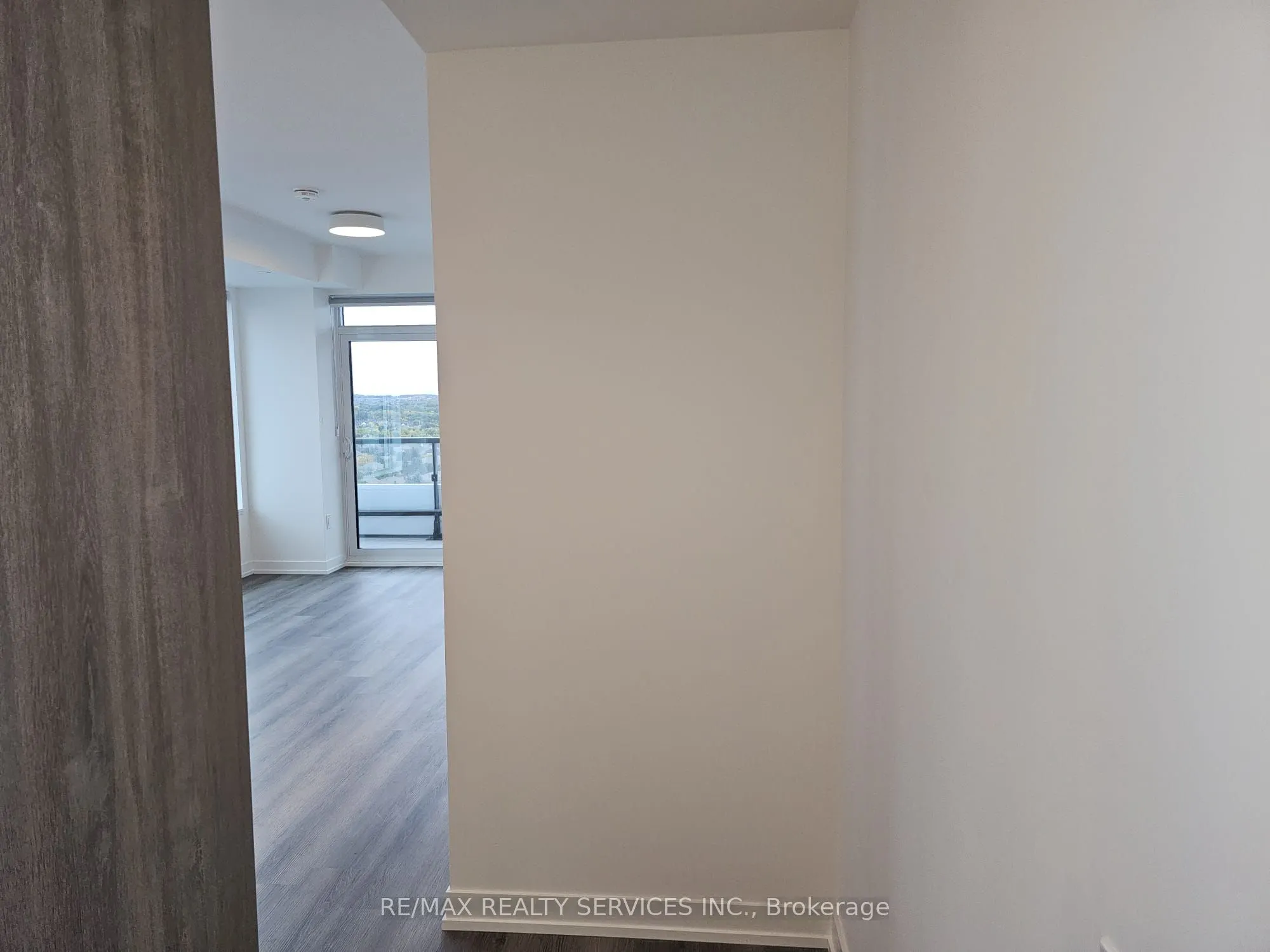 2485 Eglinton Avenue W, #1305