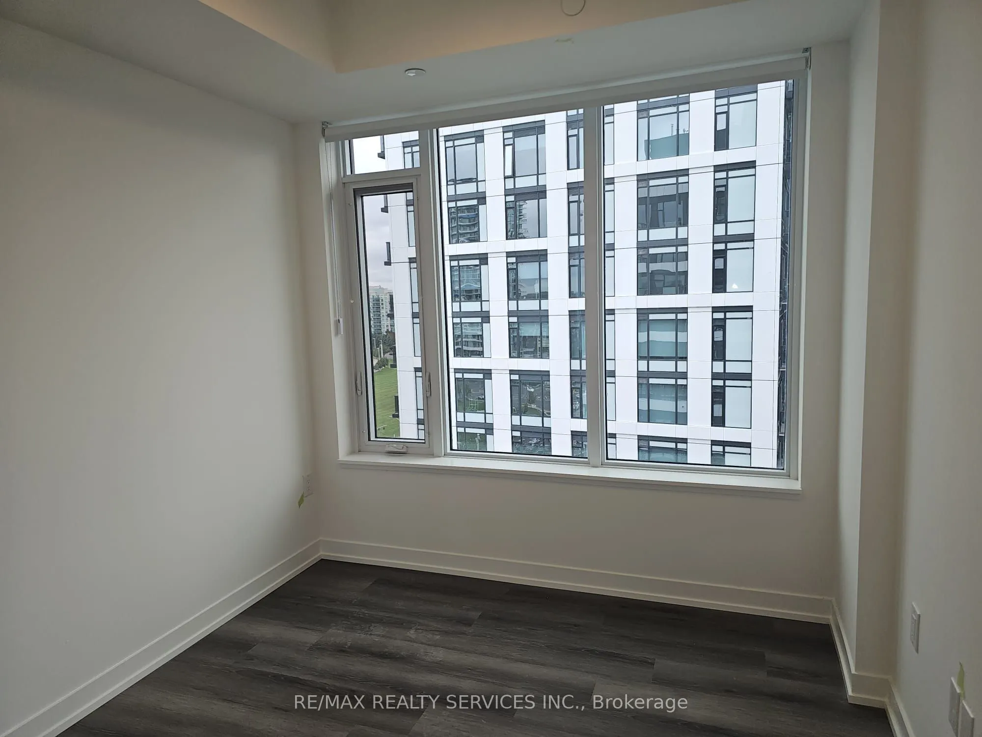 2485 Eglinton Avenue W, #1305
