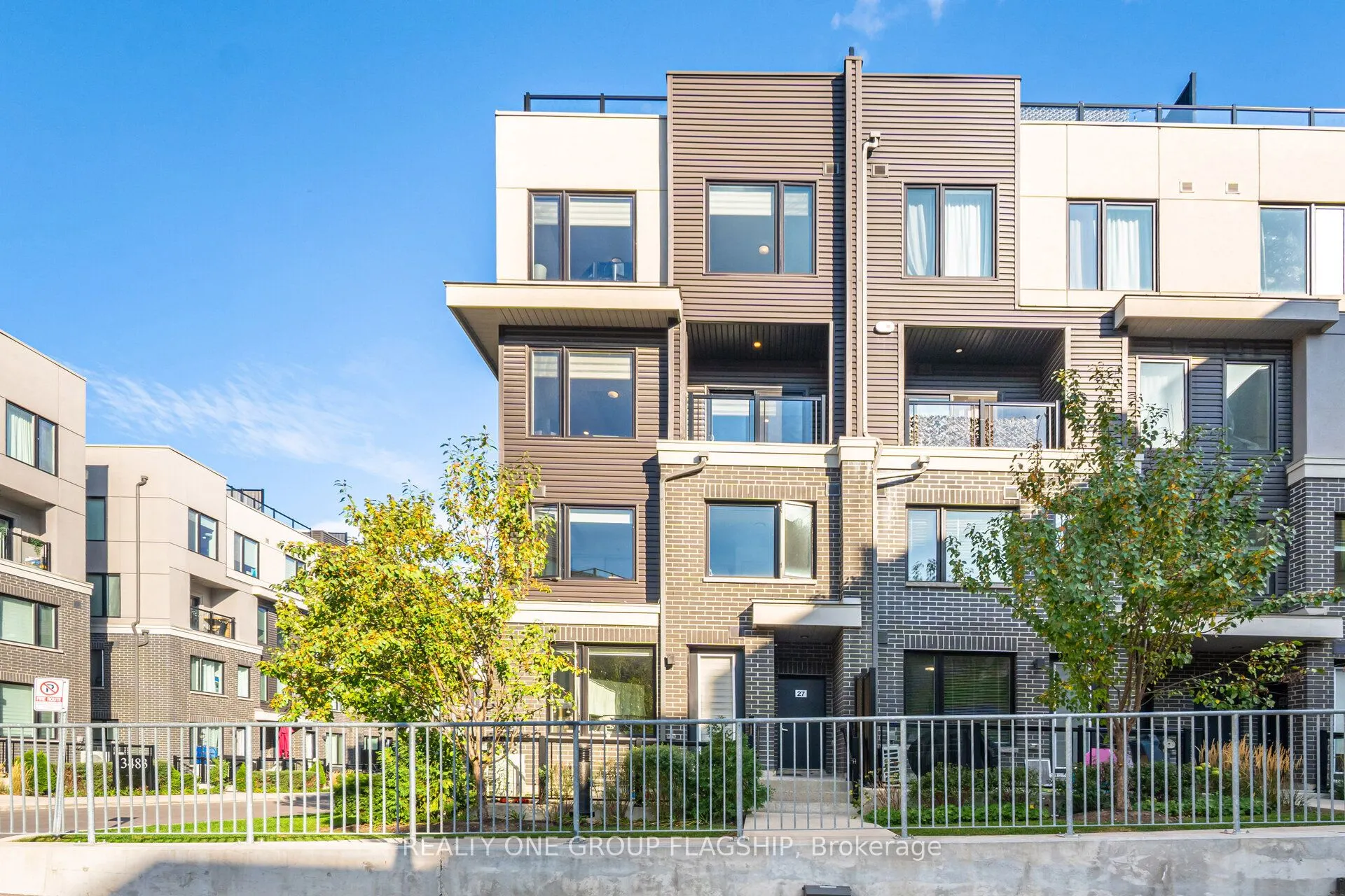 3476 Widdicombe Way W, #27