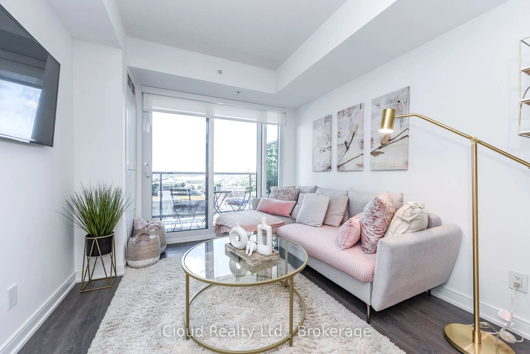 30 Samuel Wood Way, #1201