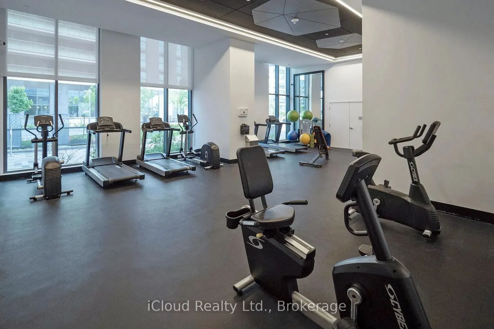 30 Samuel Wood Way, #1201