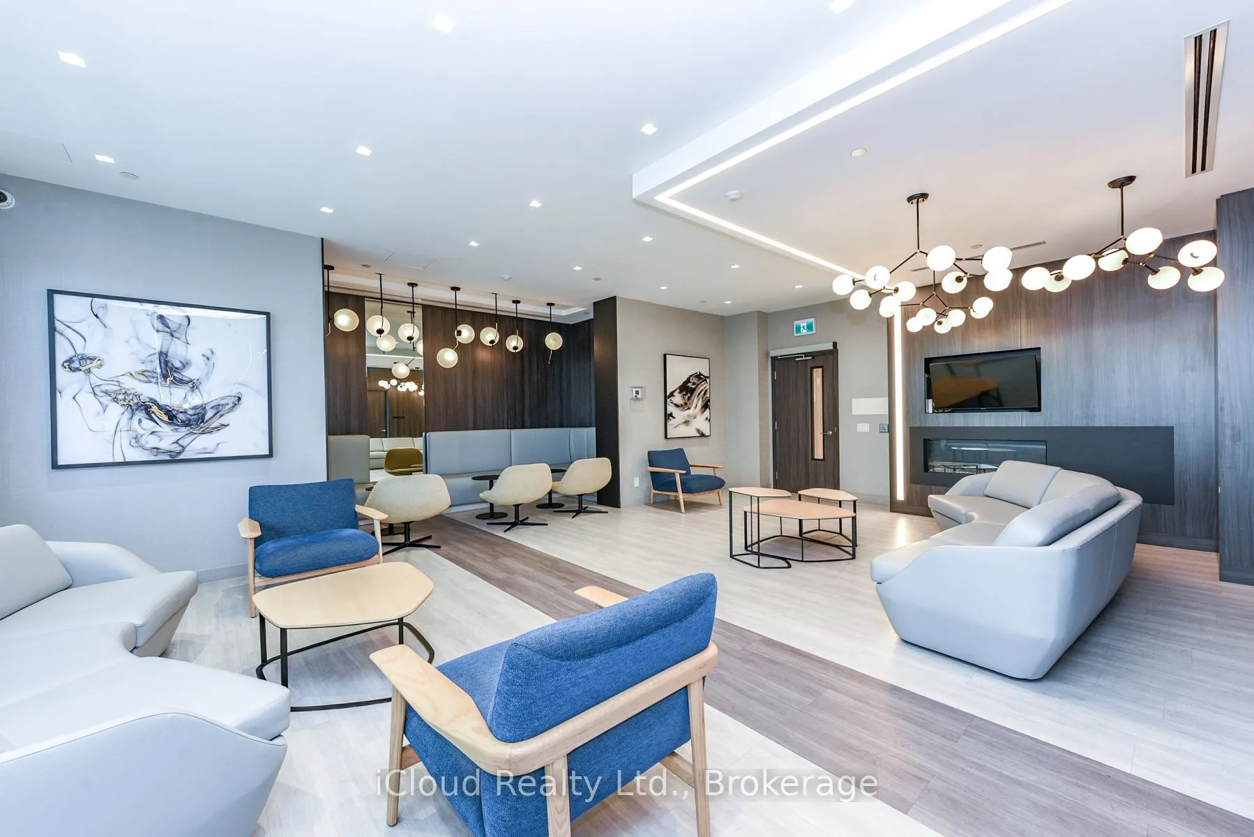30 Samuel Wood Way, #1201