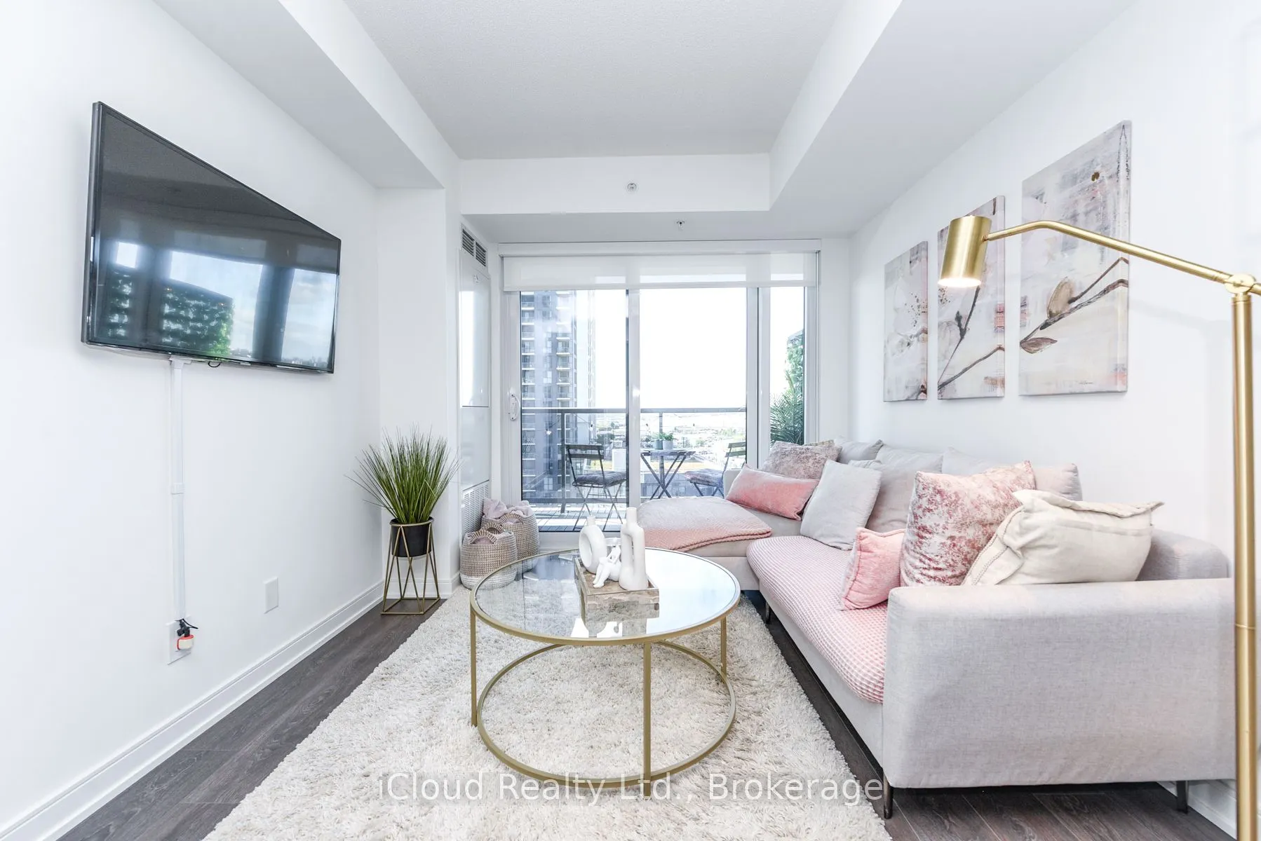 30 Samuel Wood Way, #1201