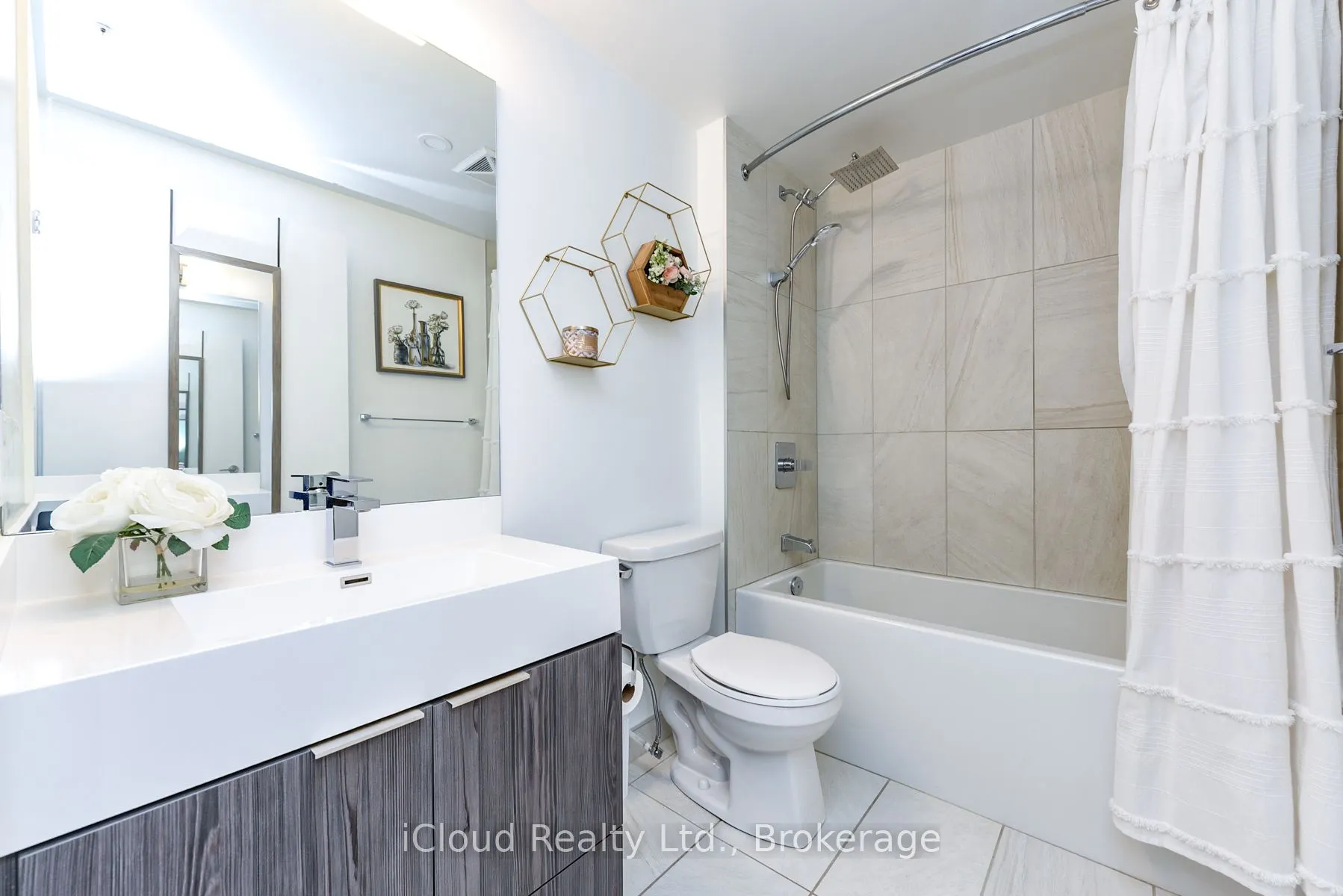 30 Samuel Wood Way, #1201