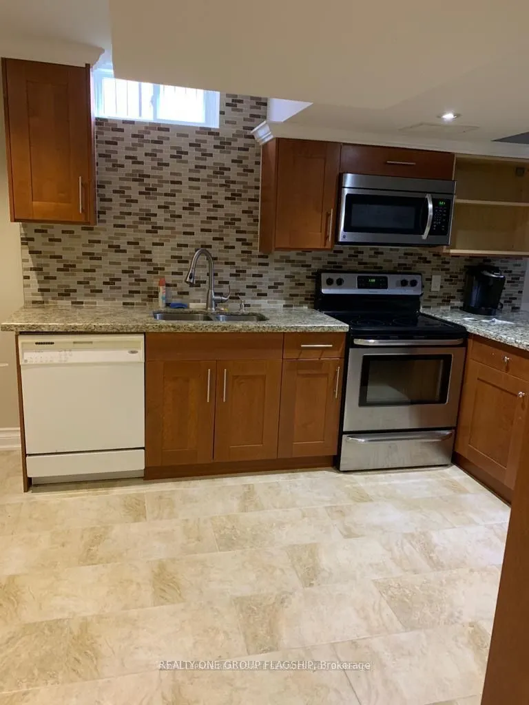 2256 Manor Hill Lower Drive, #Lower