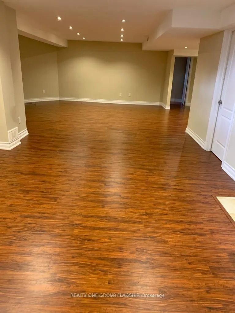 2256 Manor Hill Lower Drive, #Lower