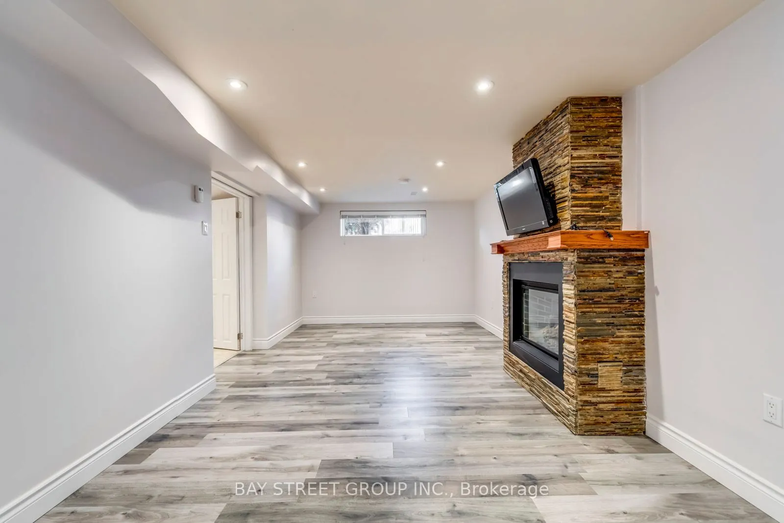 1479 Bridge Road