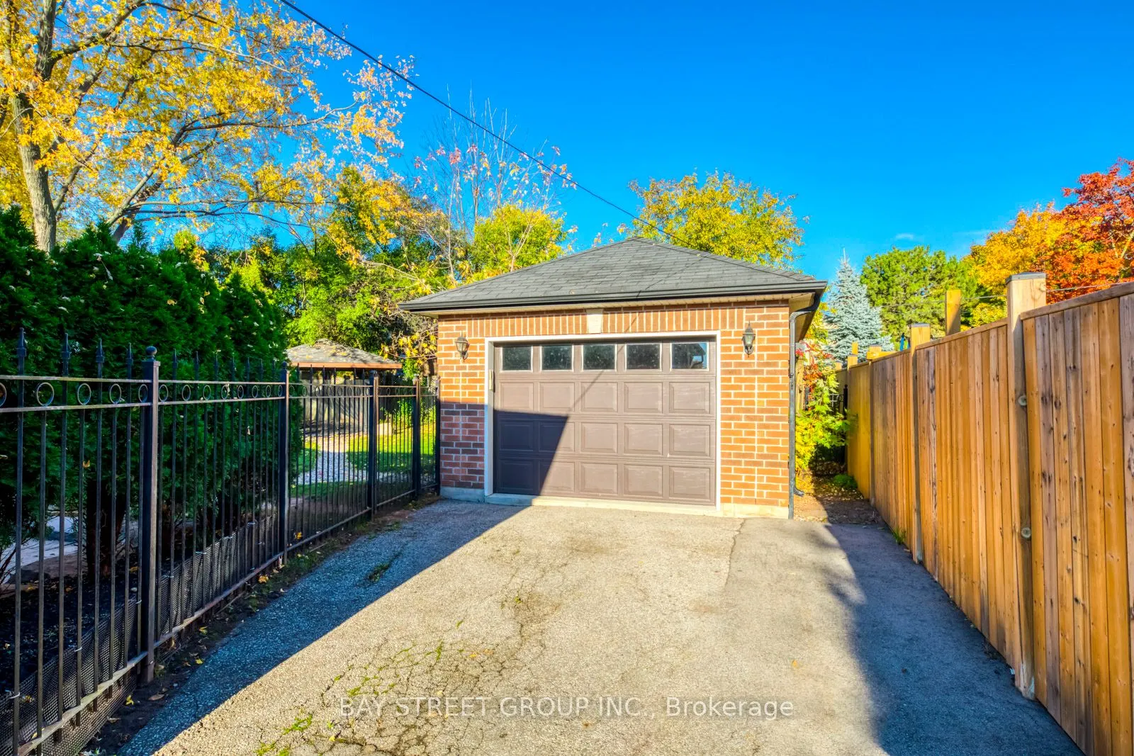 1479 Bridge Road