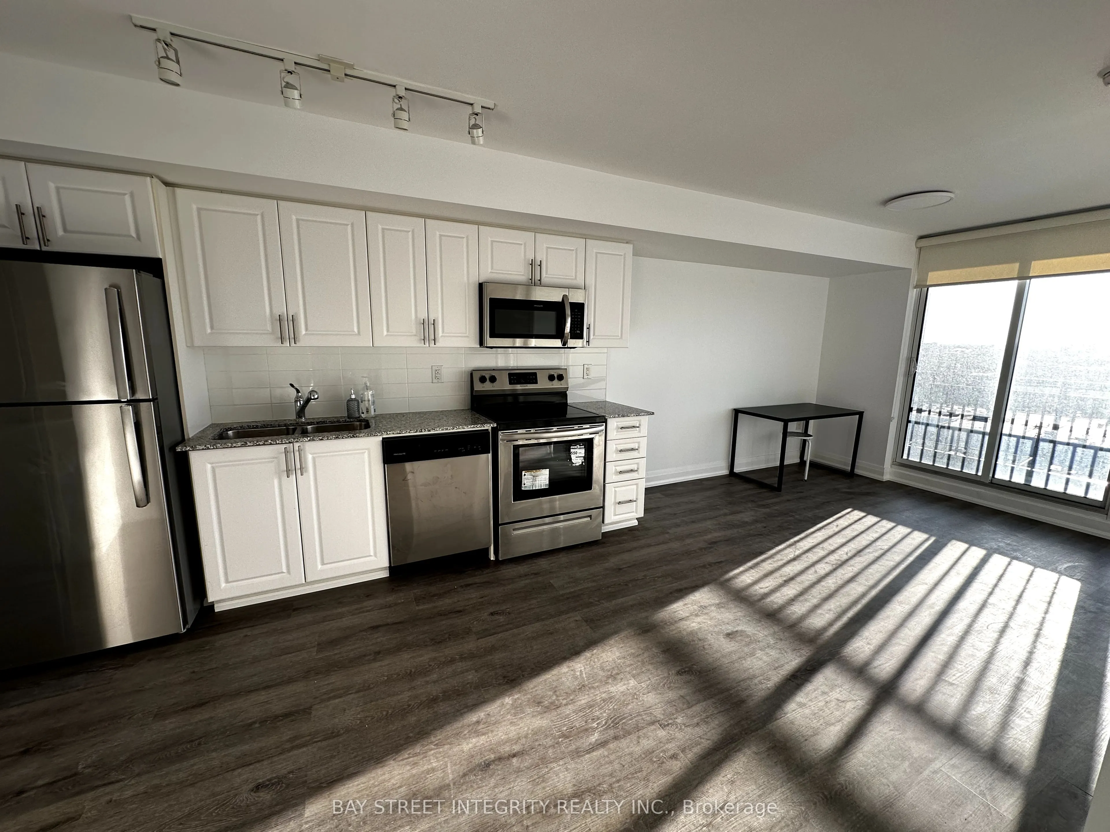 3091 Dufferin Street, #1102