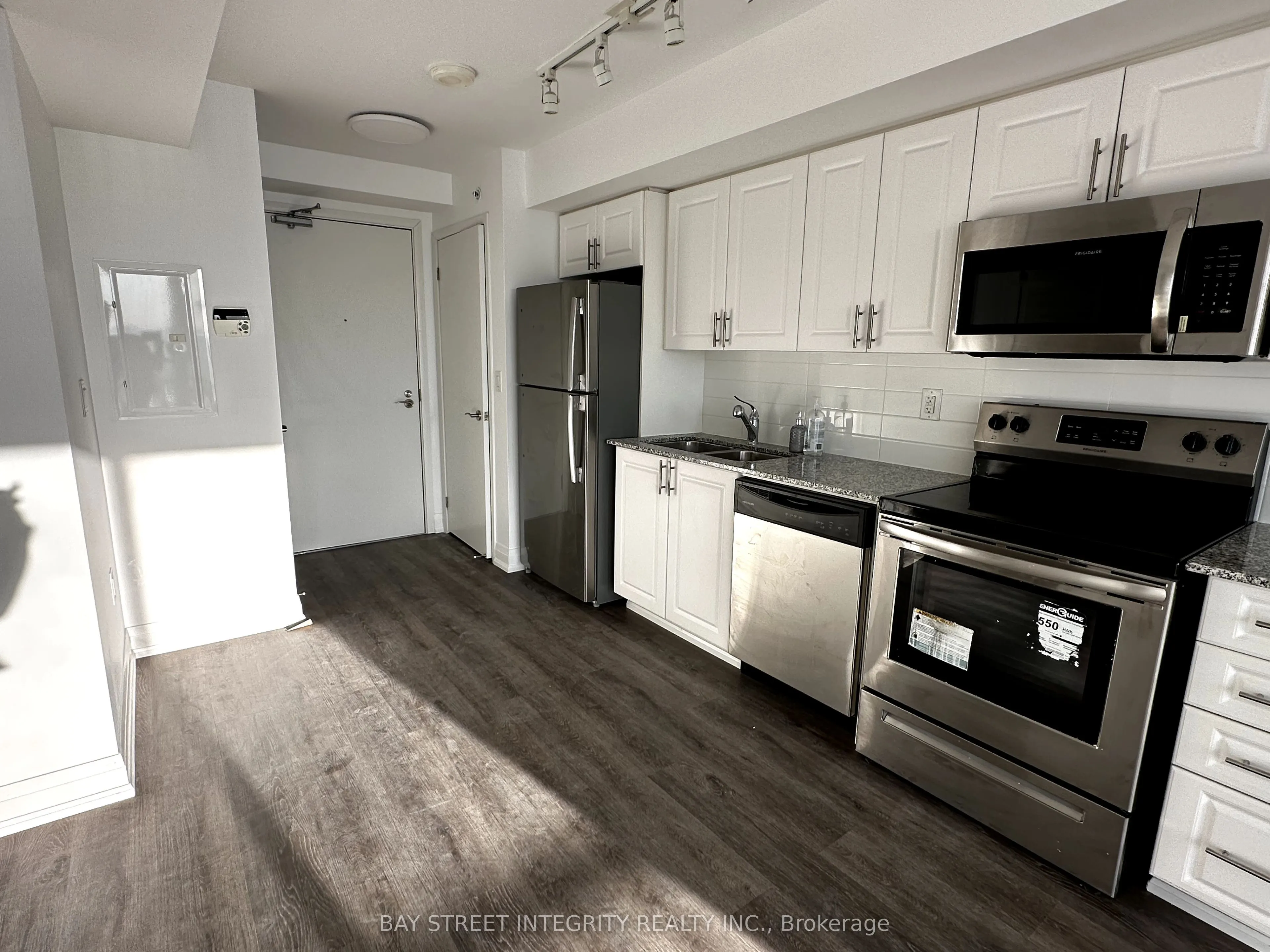 3091 Dufferin Street, #1102
