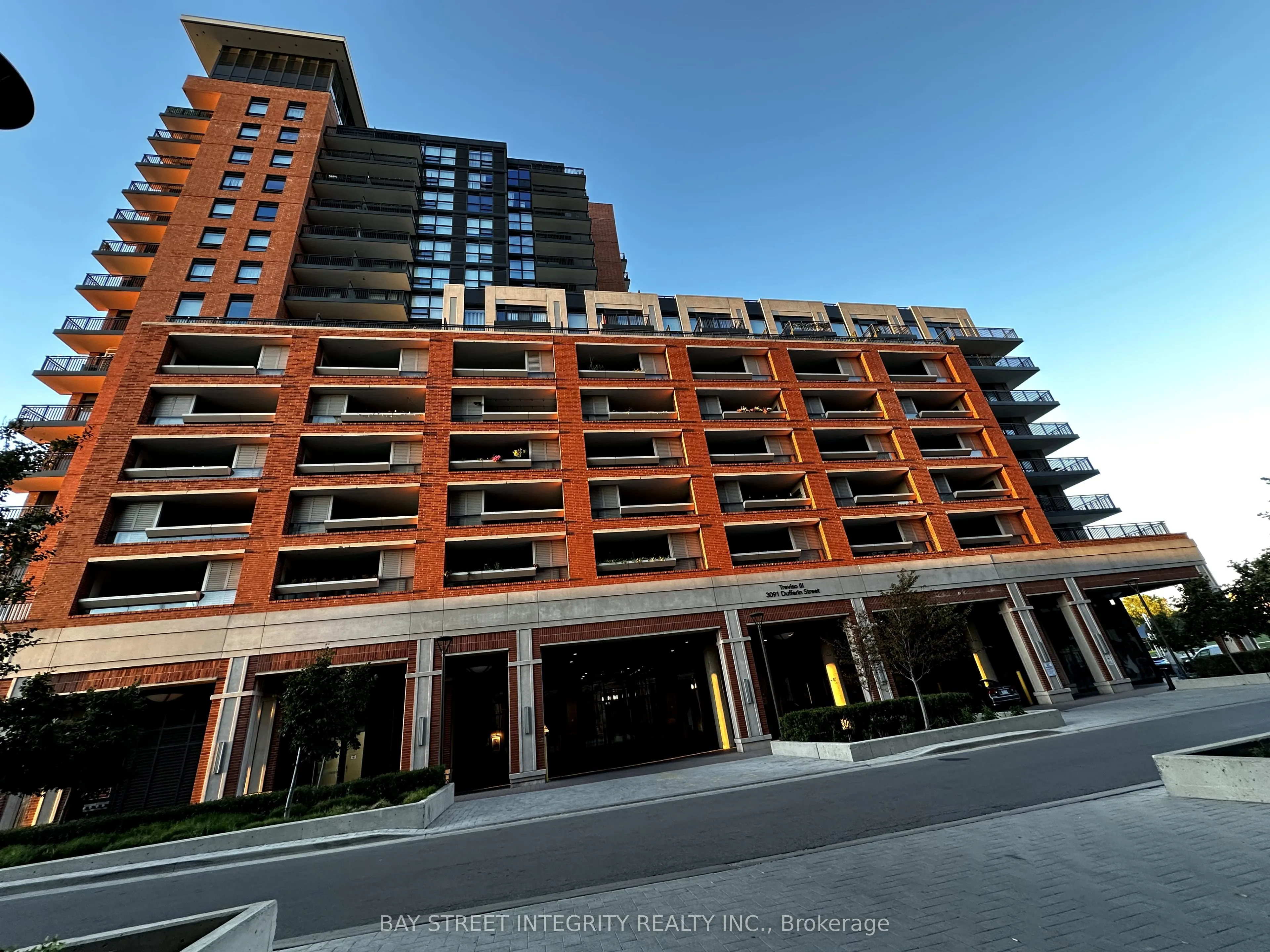 3091 Dufferin Street, #1102