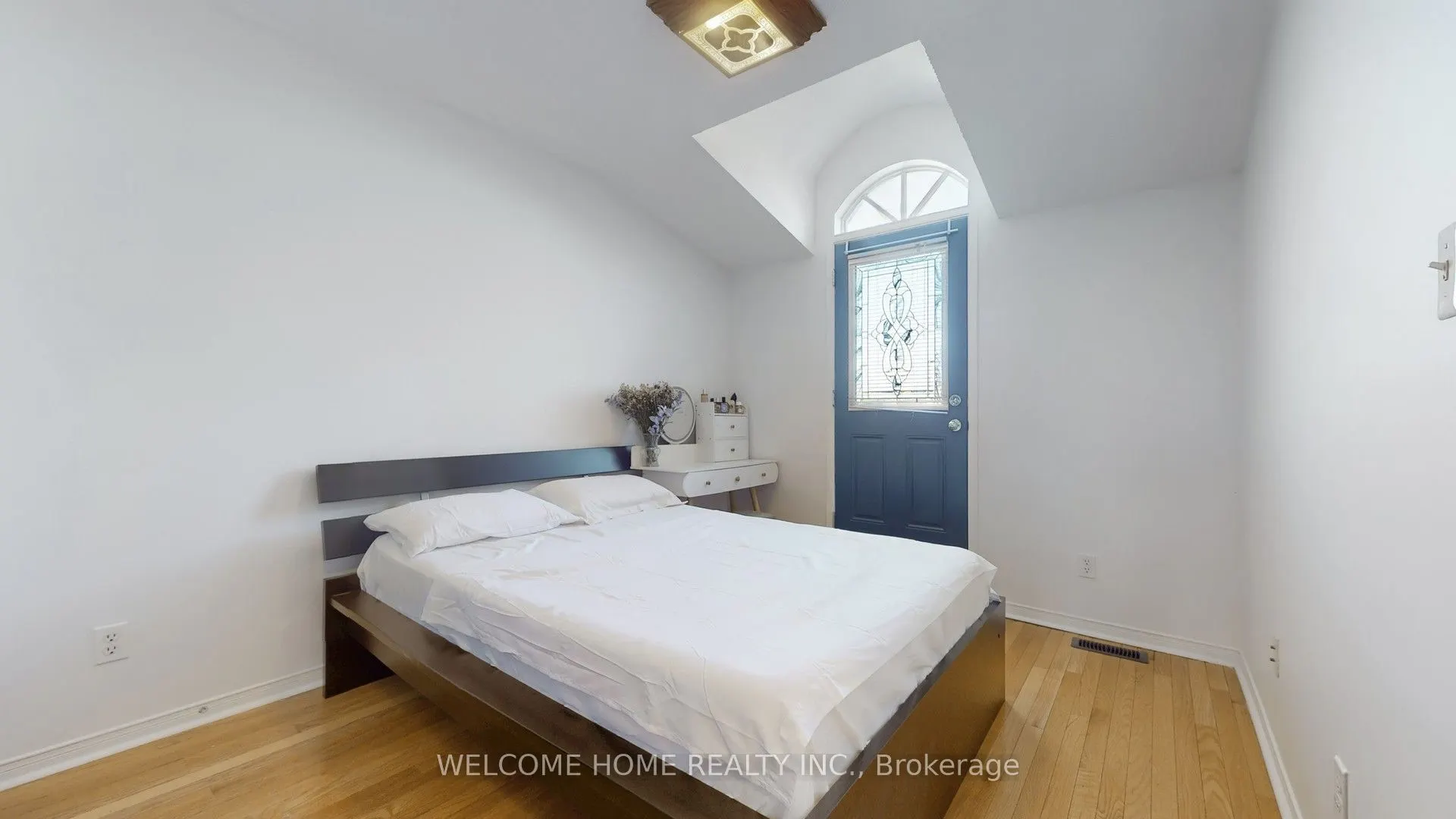 33 Fred Young Drive