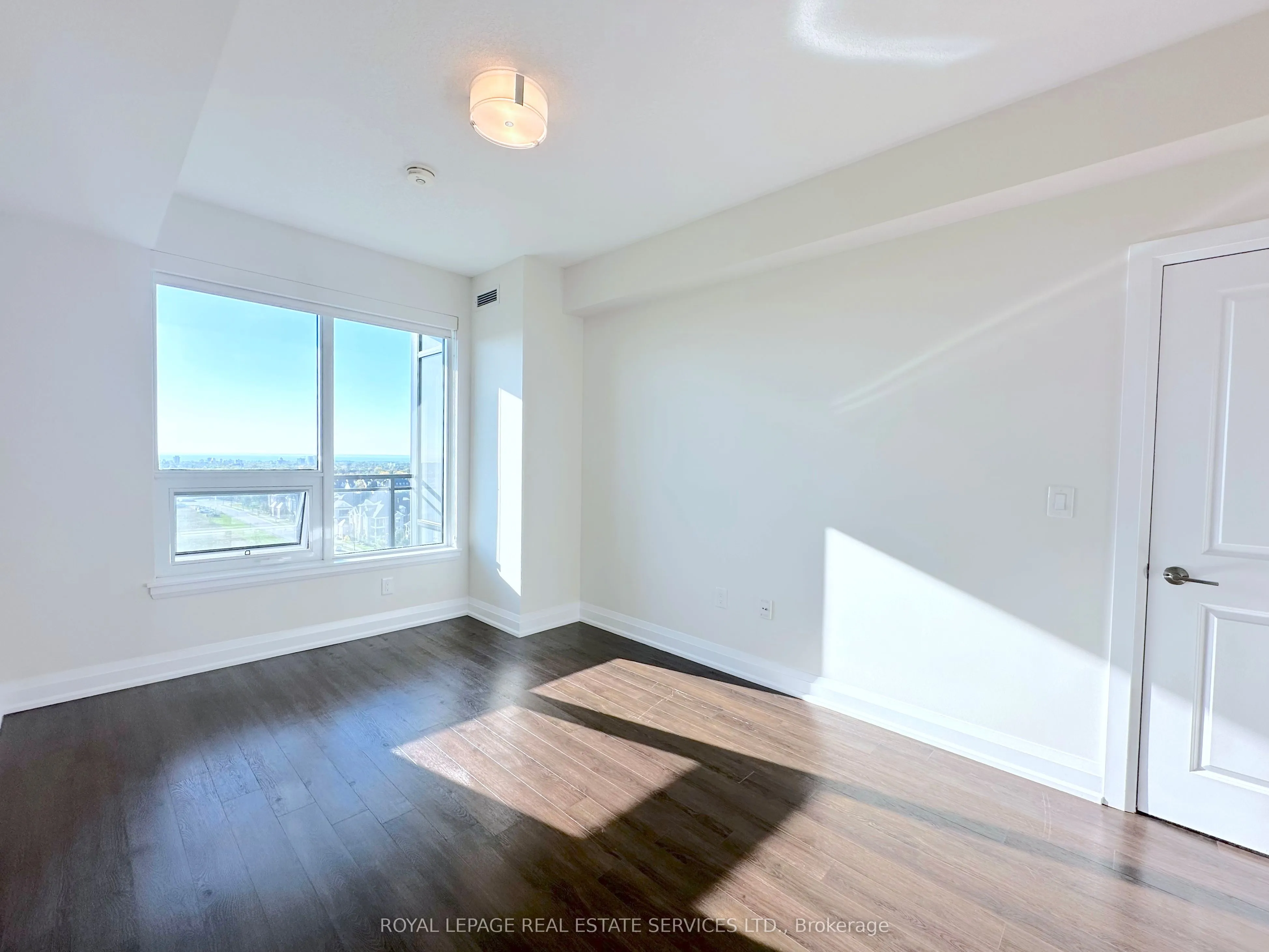 2333 Taunton Road, #1009