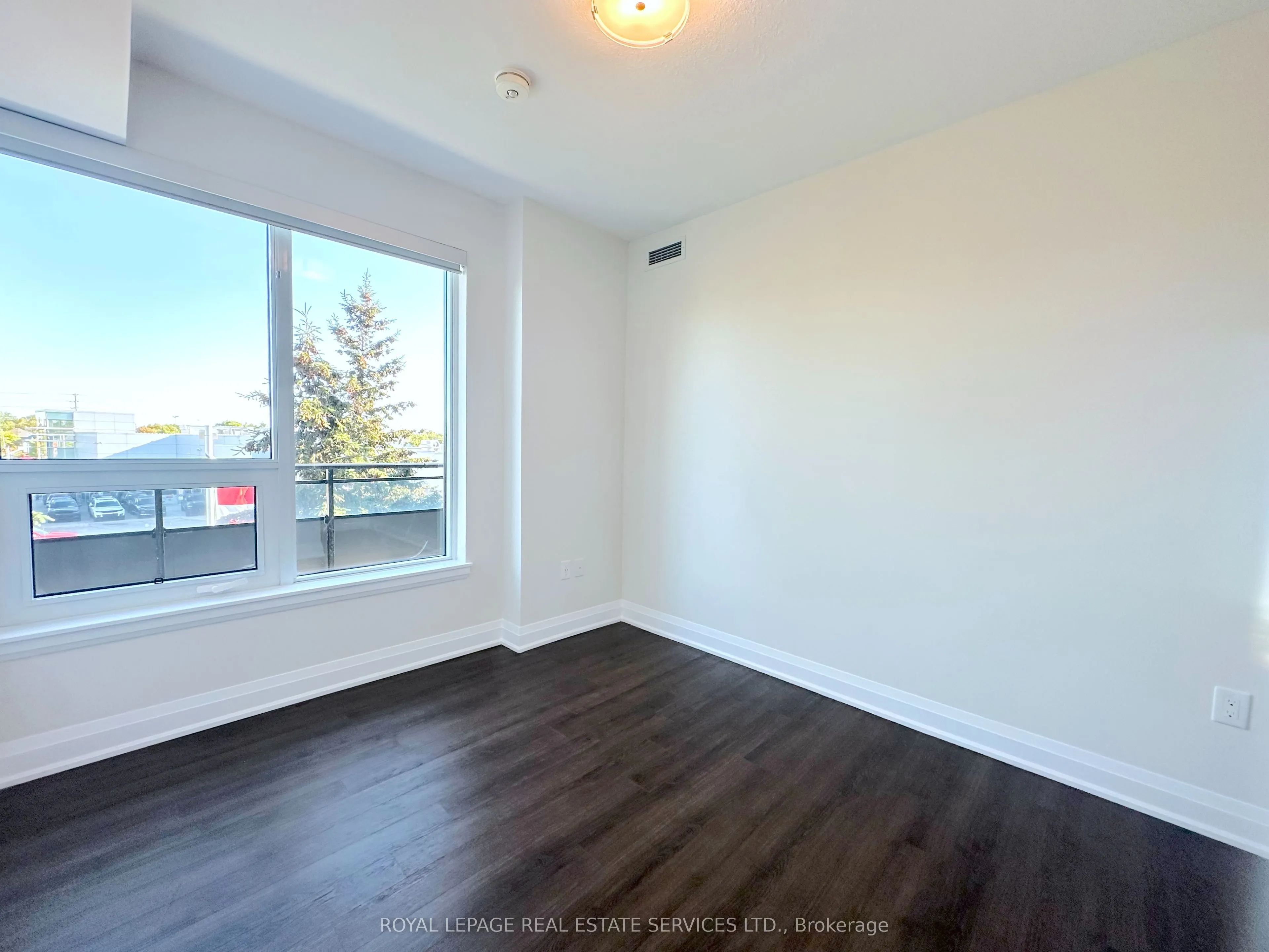 2333 Taunton Road, #328
