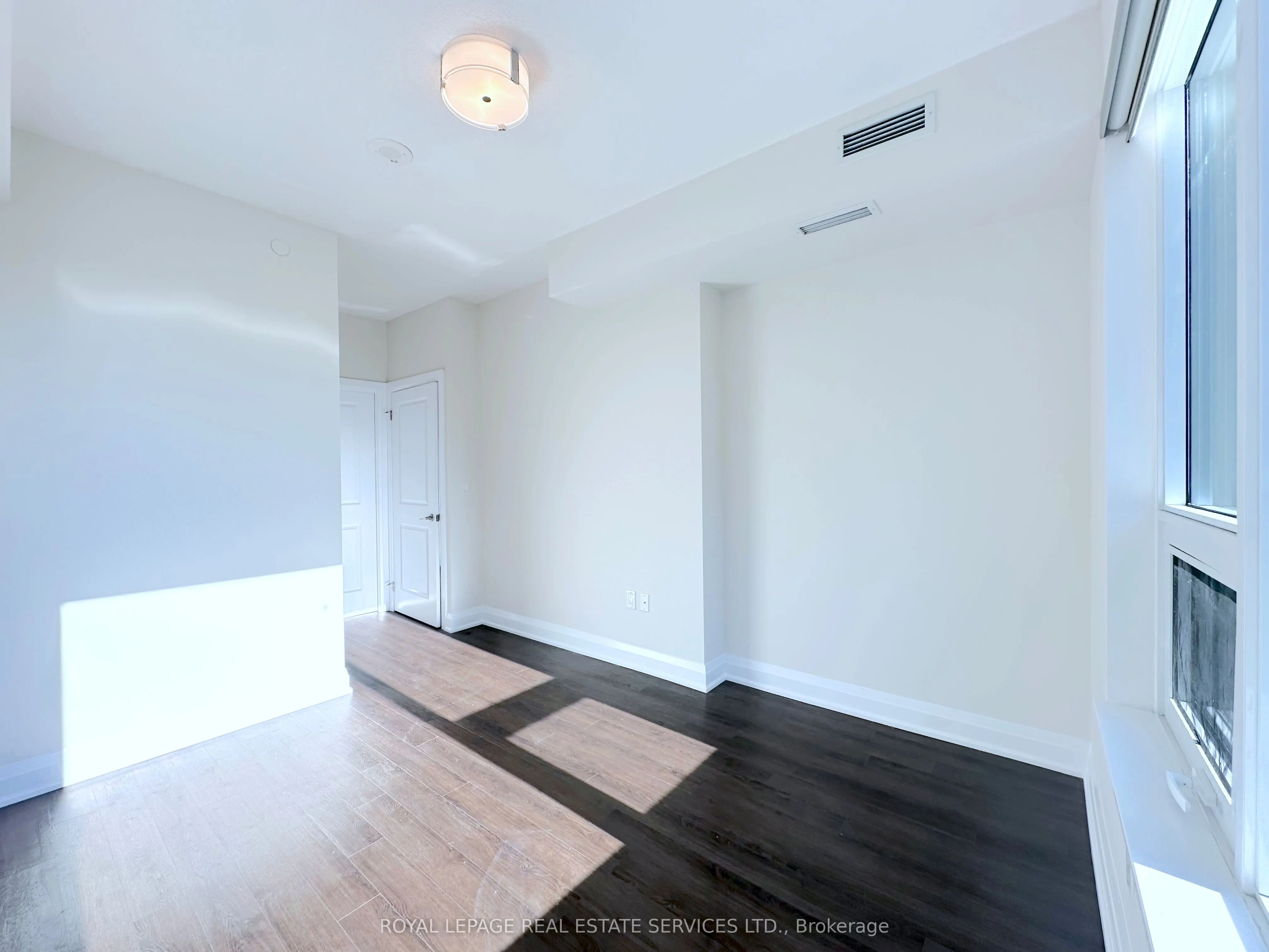 2333 Taunton Road, #328