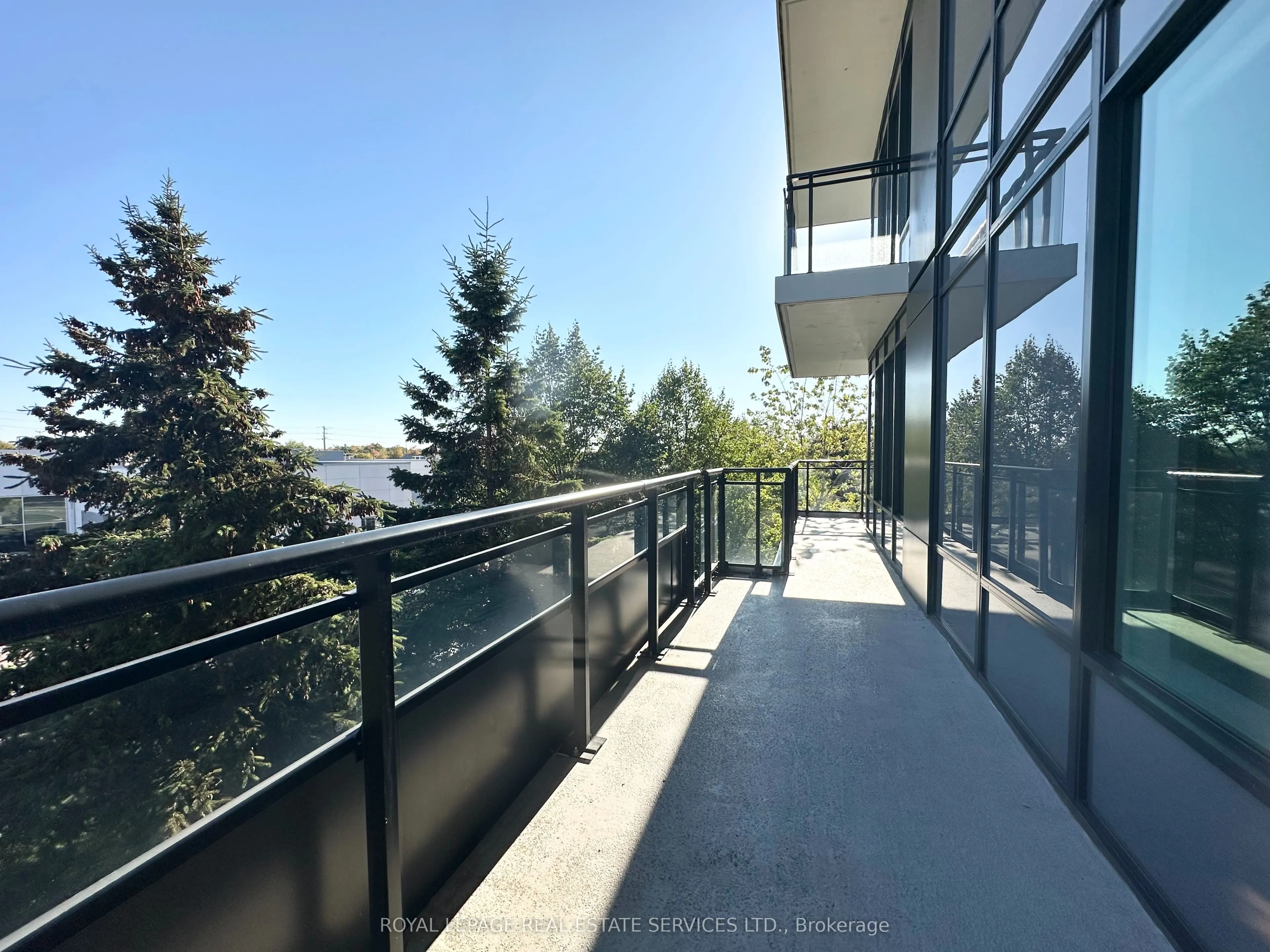 2333 Taunton Road, #328