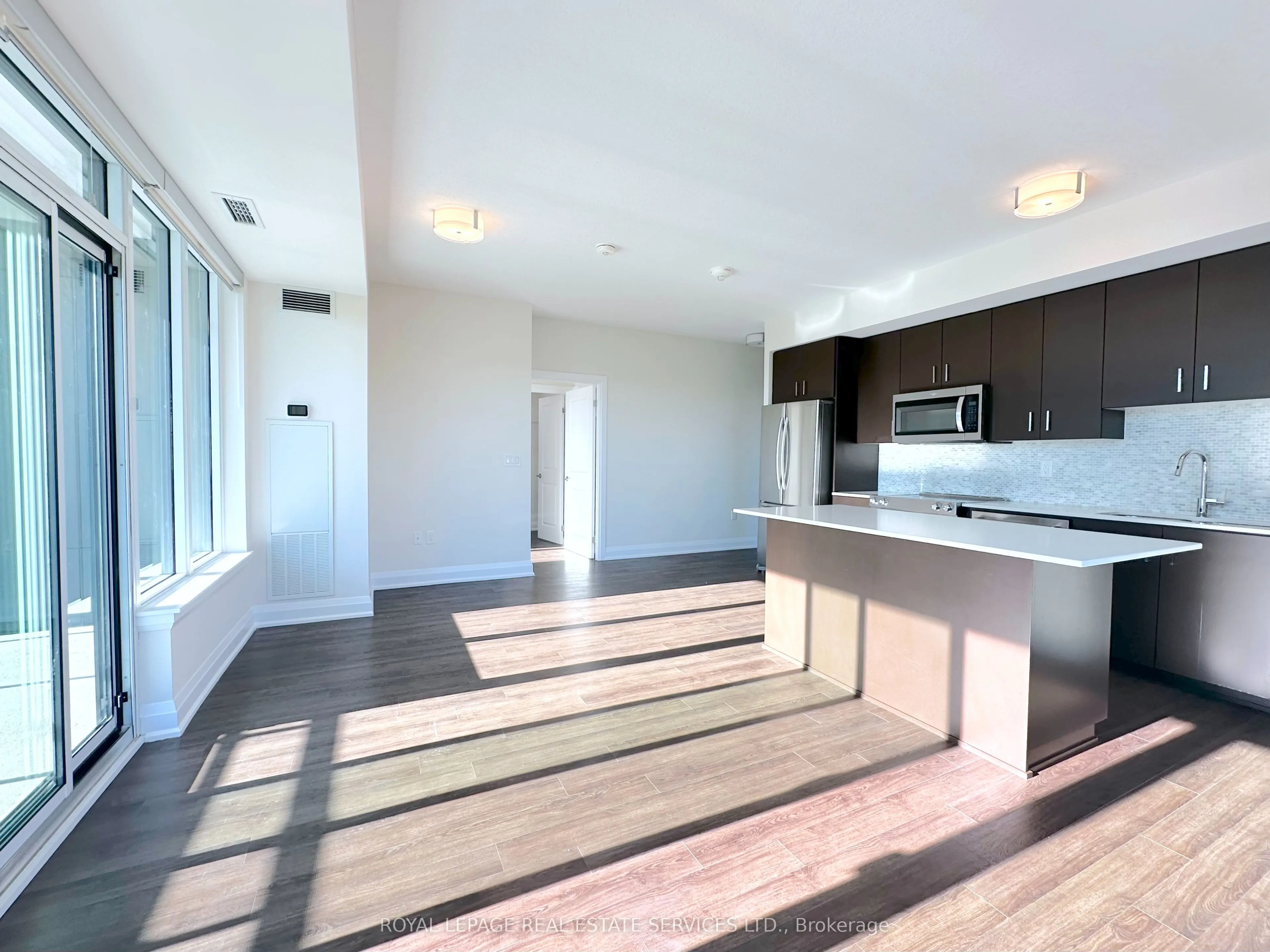 2333 Taunton Road, #328