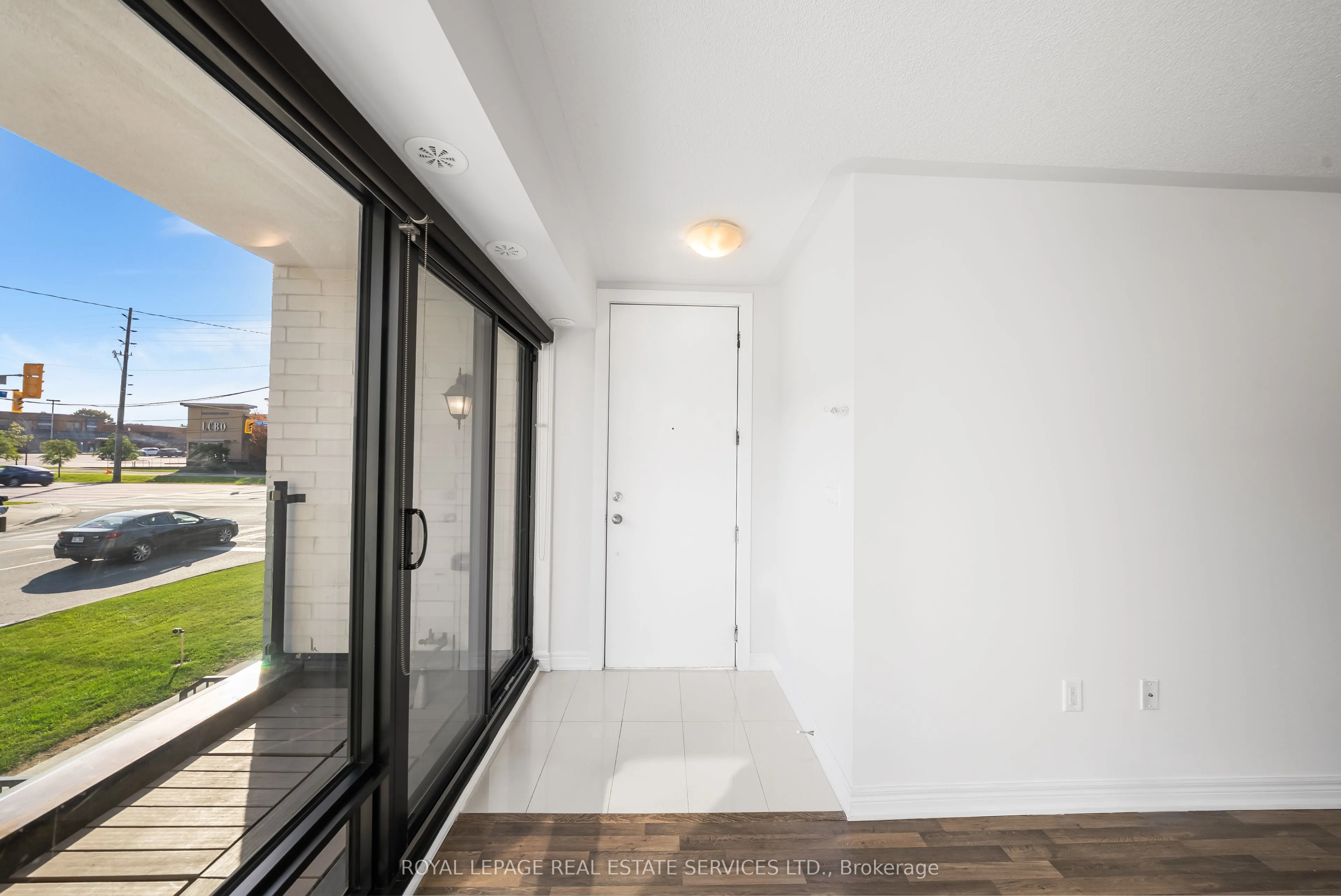 130 Widdicombe Hill Boulevard, #413