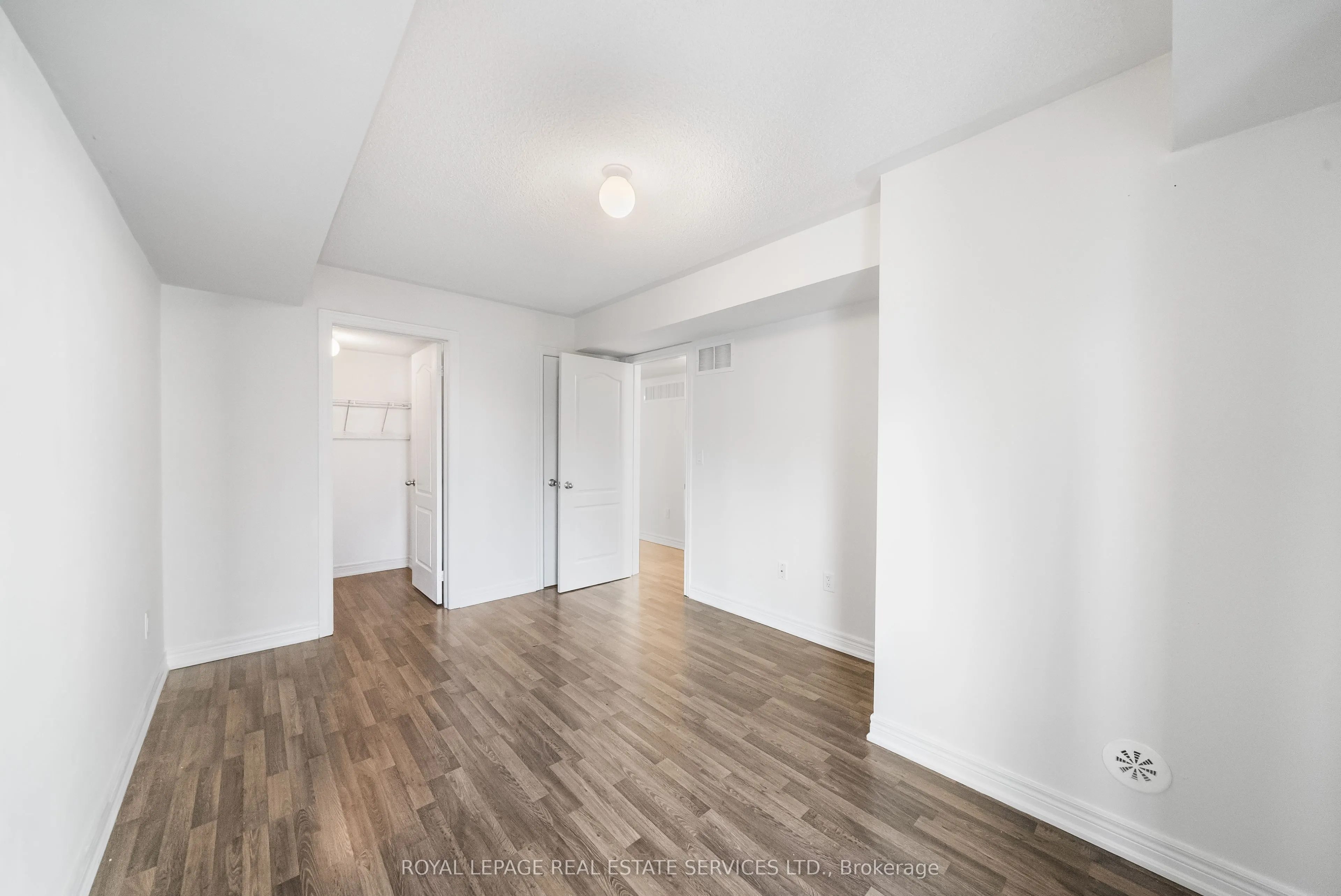 130 Widdicombe Hill Boulevard, #413