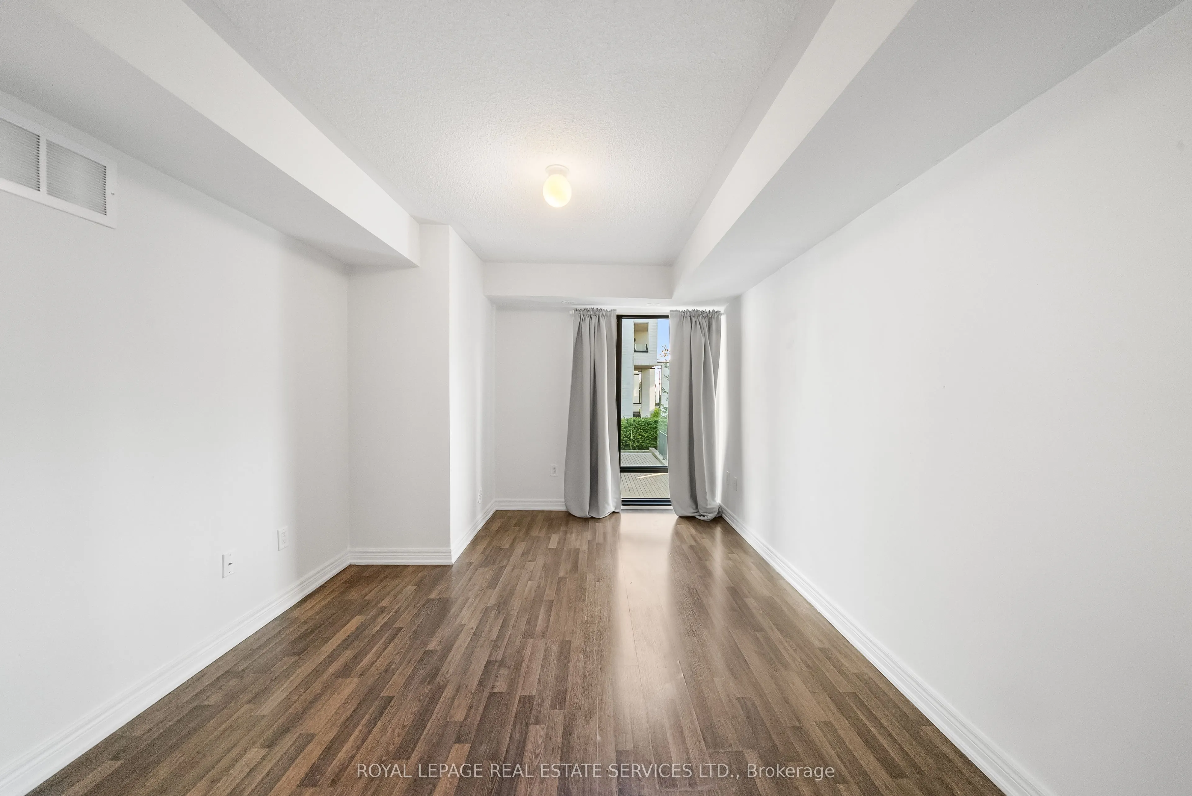 130 Widdicombe Hill Boulevard, #413