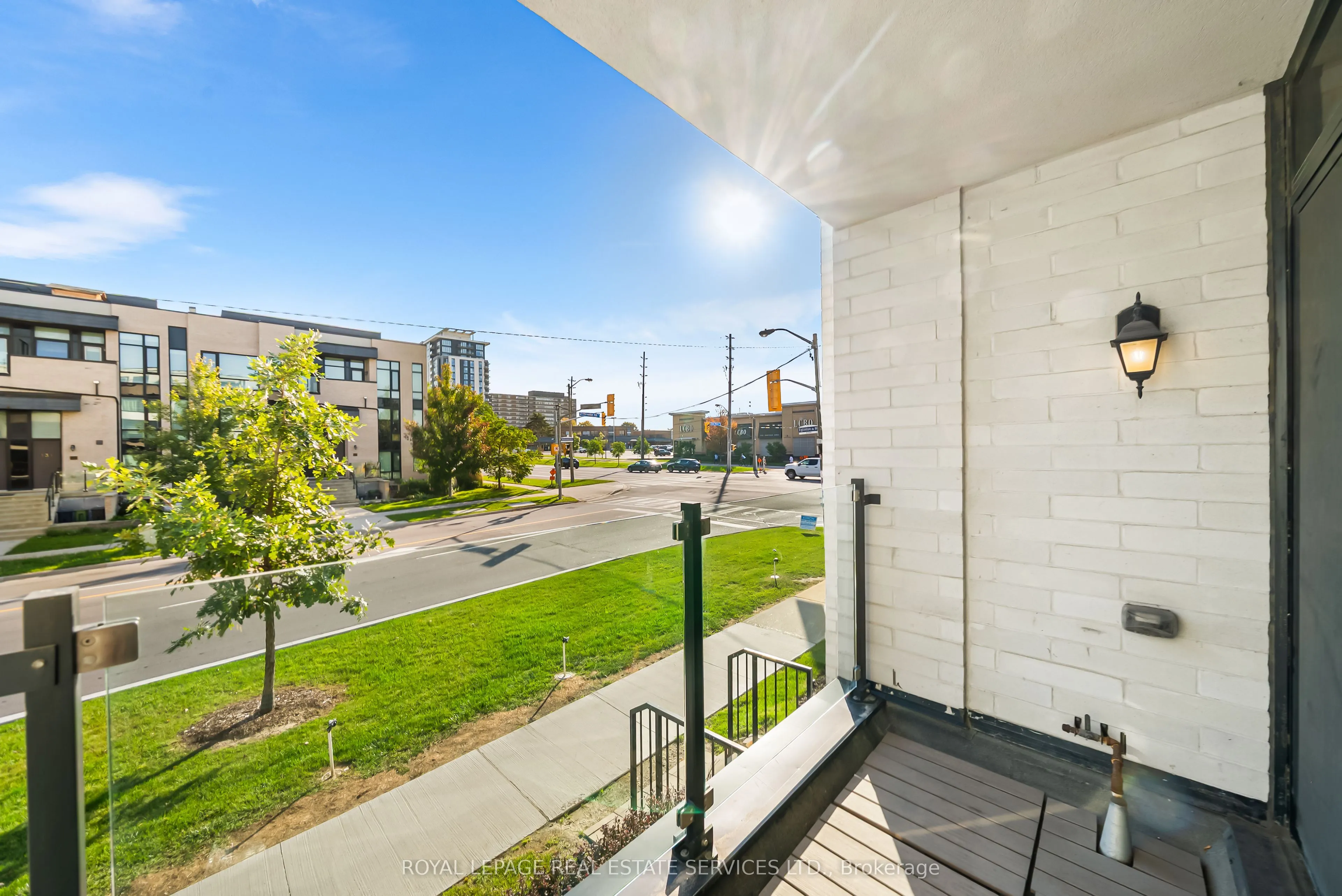 130 Widdicombe Hill Boulevard, #413