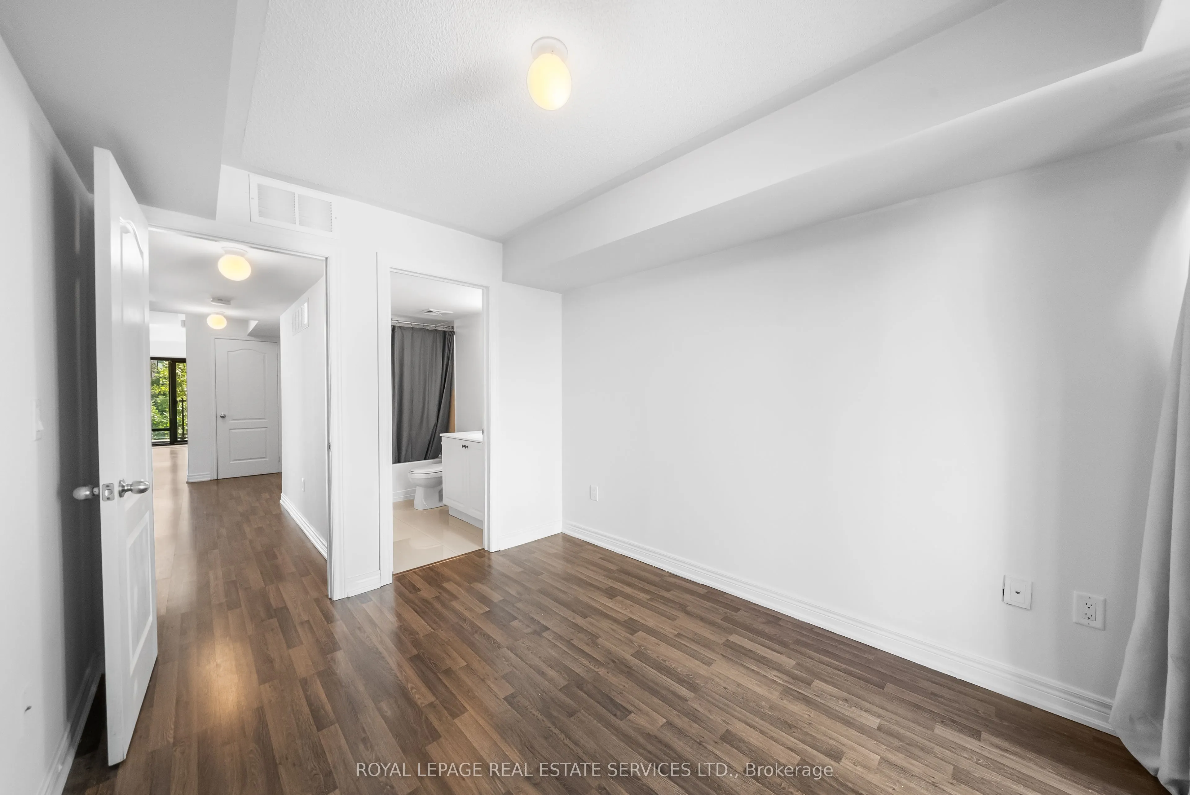 130 Widdicombe Hill Boulevard, #413