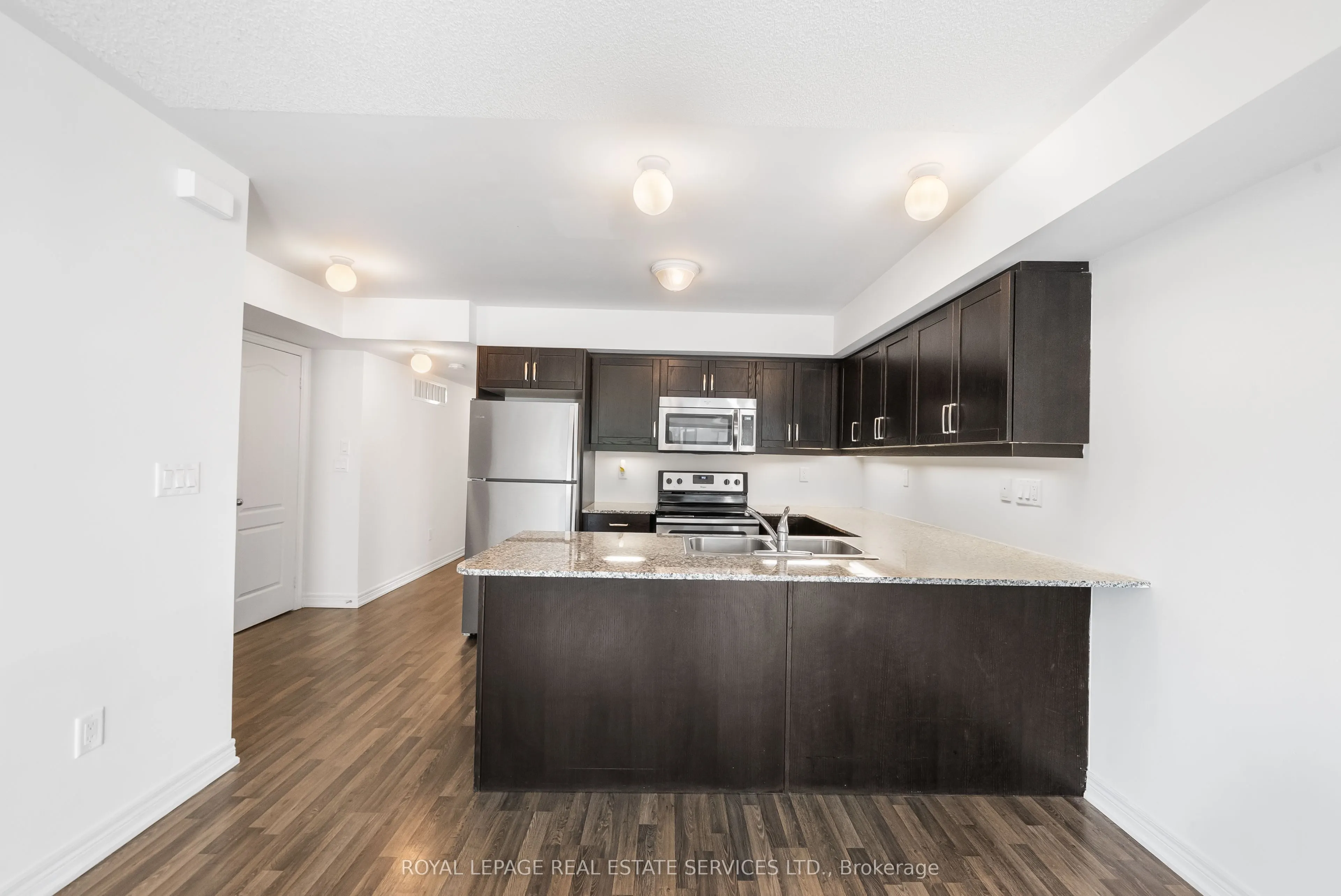 130 Widdicombe Hill Boulevard, #413