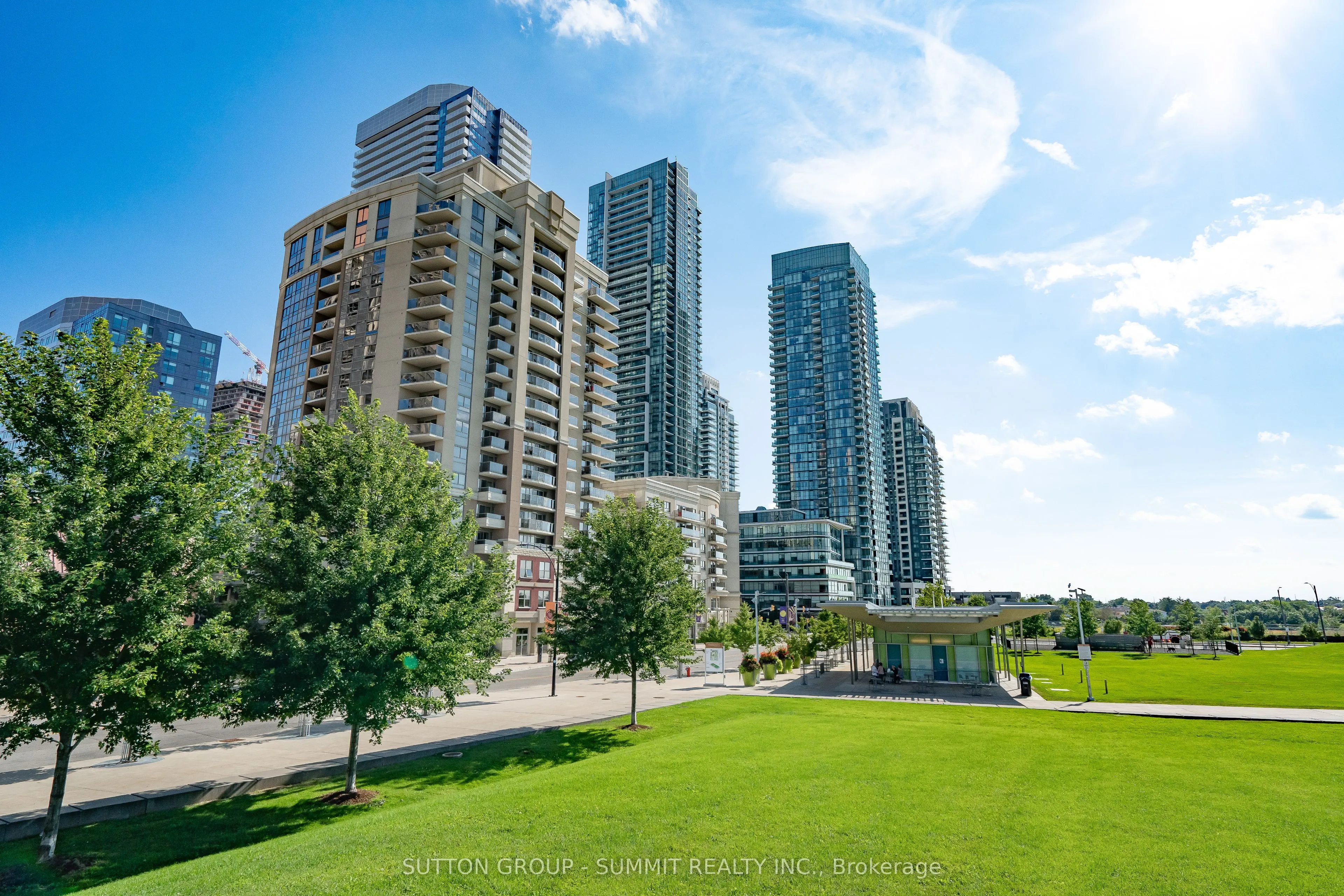 350 PRINCESS ROYAL Drive, #107