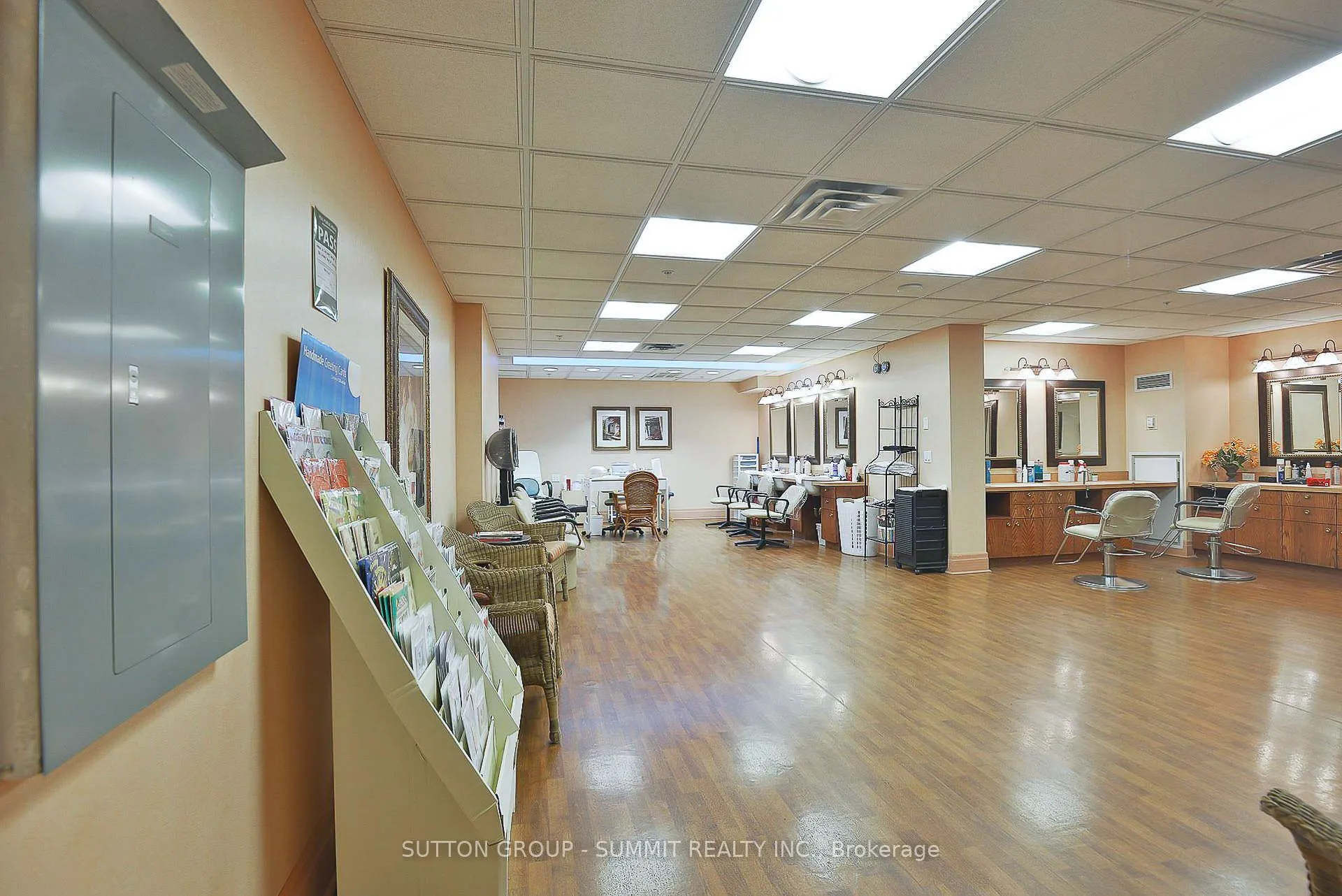 350 PRINCESS ROYAL Drive, #107