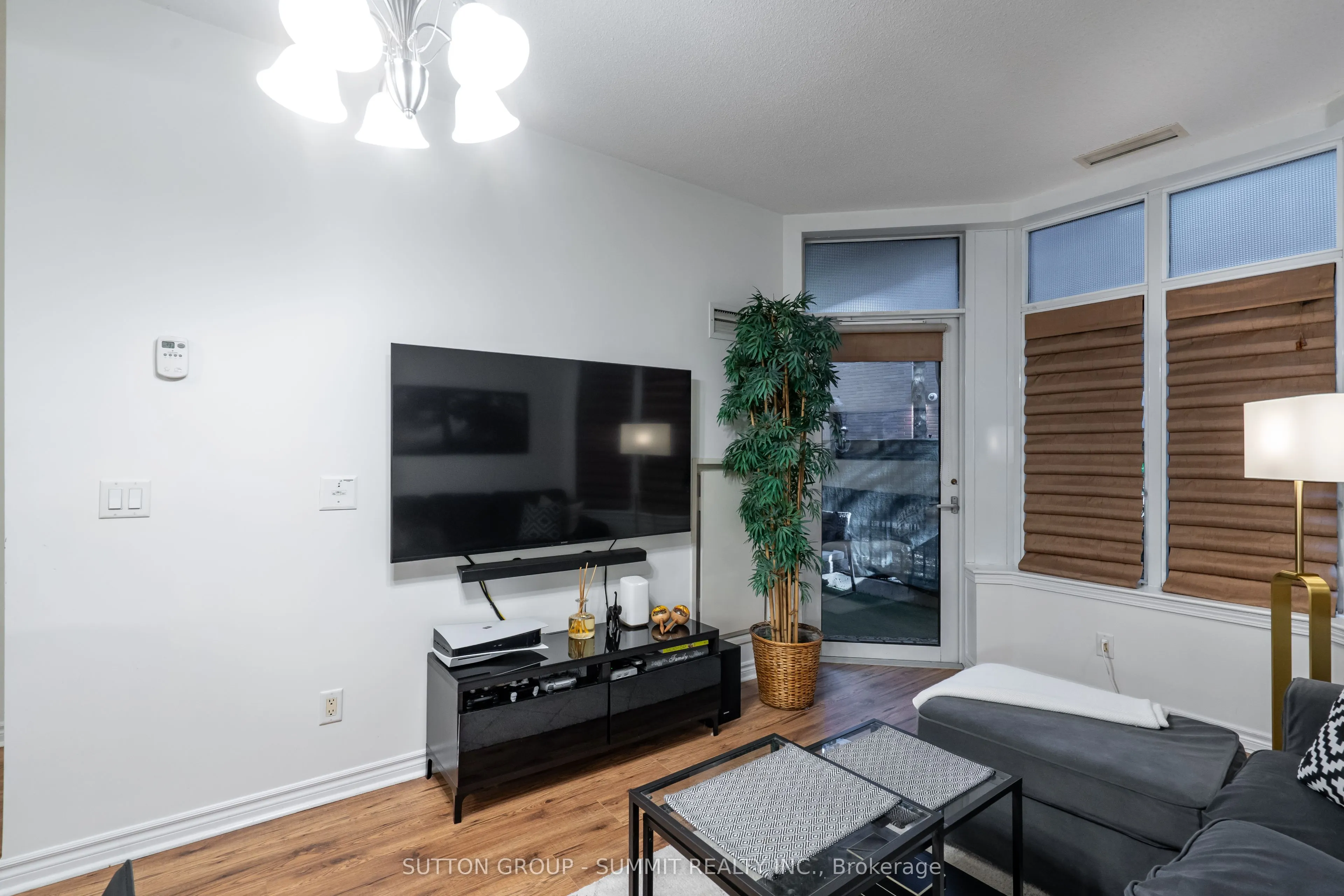 350 PRINCESS ROYAL Drive, #107