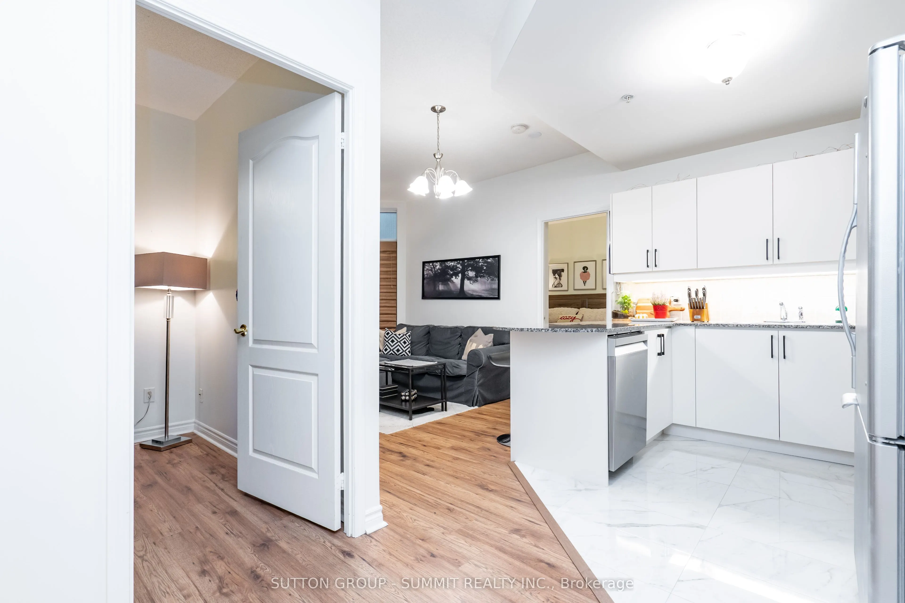 350 PRINCESS ROYAL Drive, #107