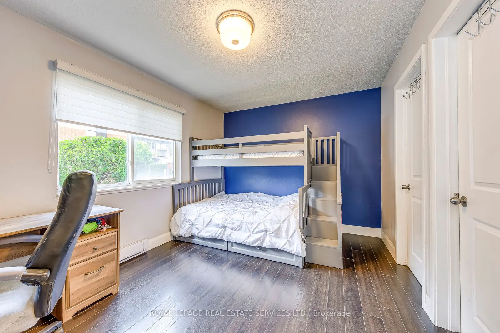 1450 Glen Abbey Gate, #911