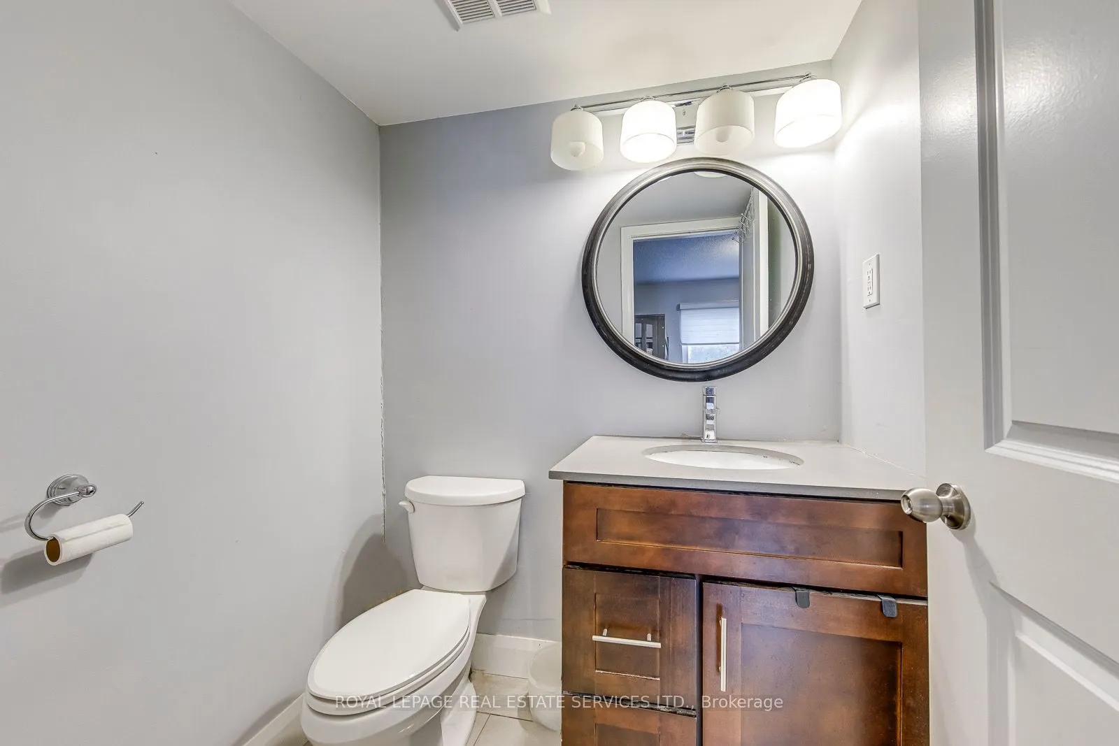 1450 Glen Abbey Gate, #911