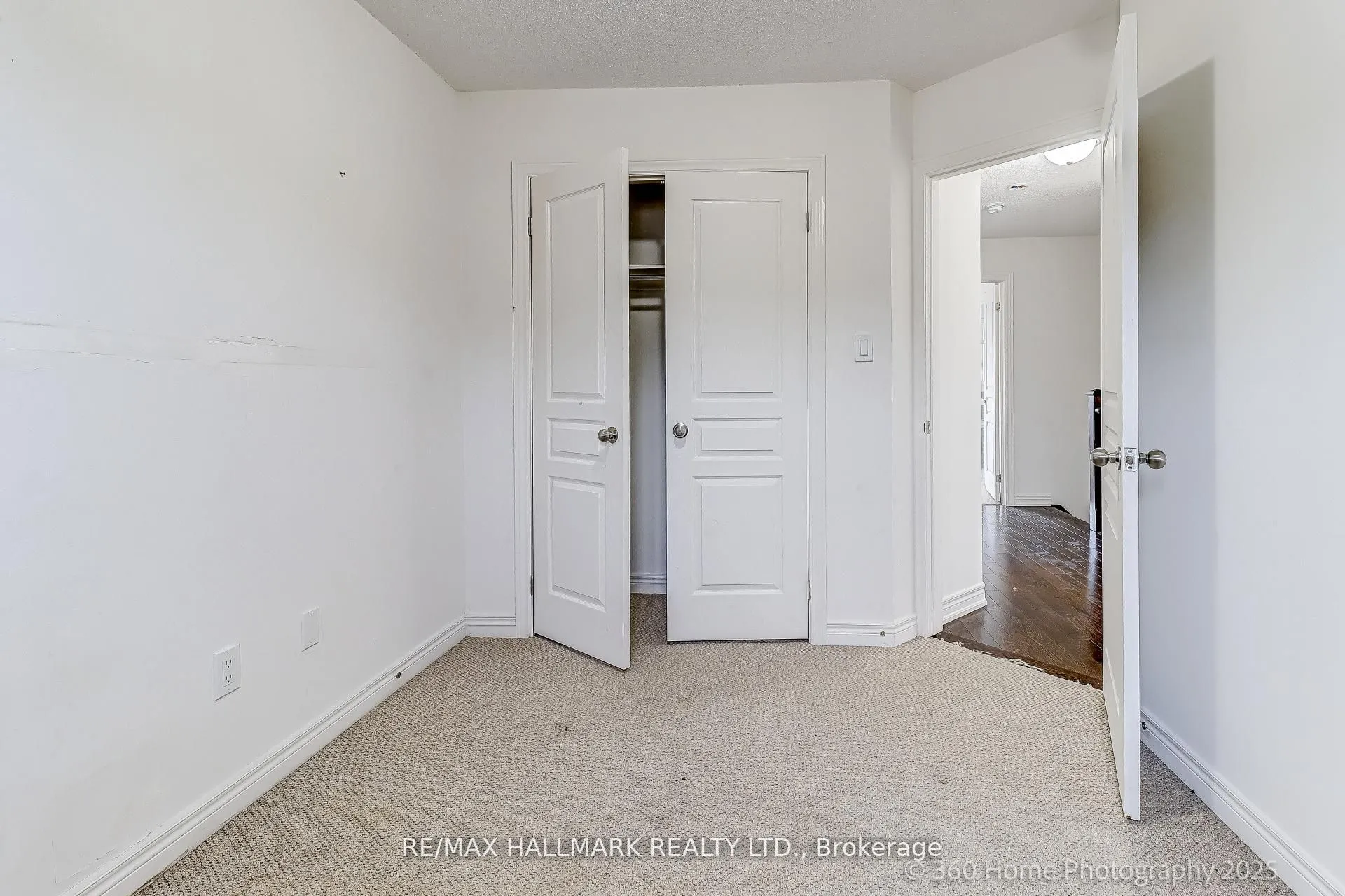 6 Aspen Hills Road, #17