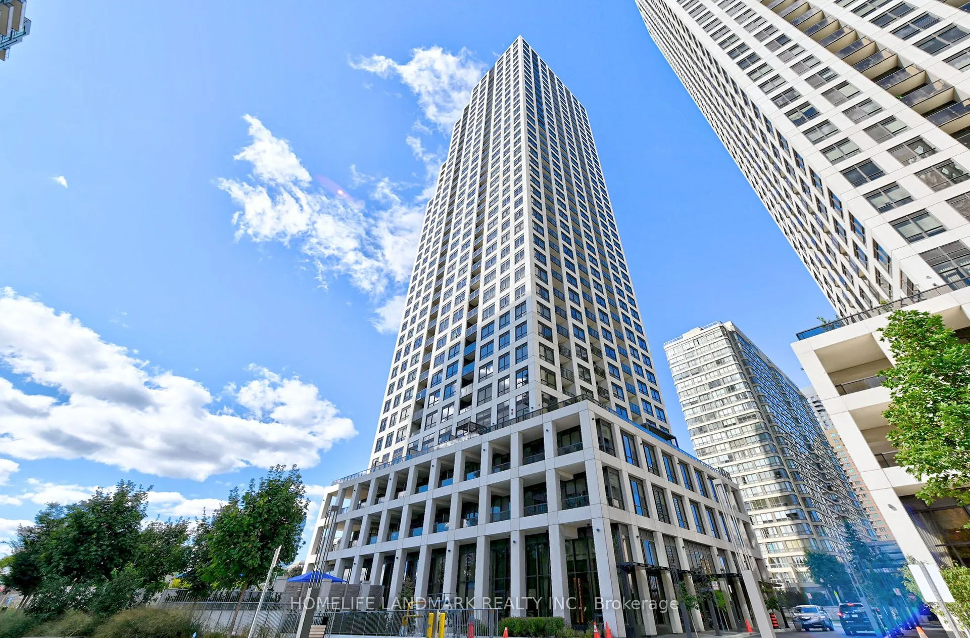 36 Elm Drive W, #2109