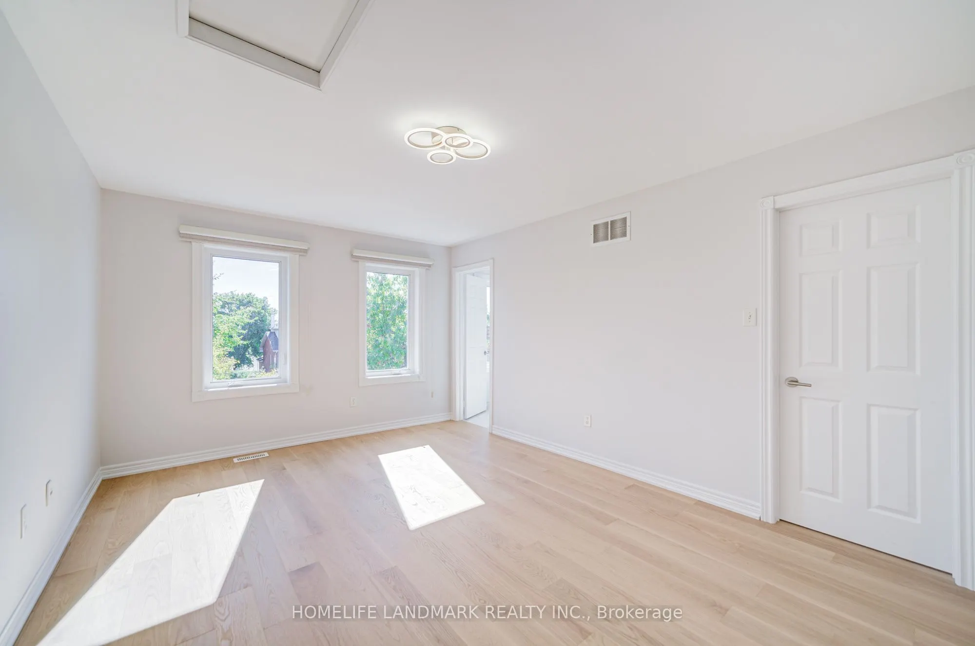 119 Glenashton Drive