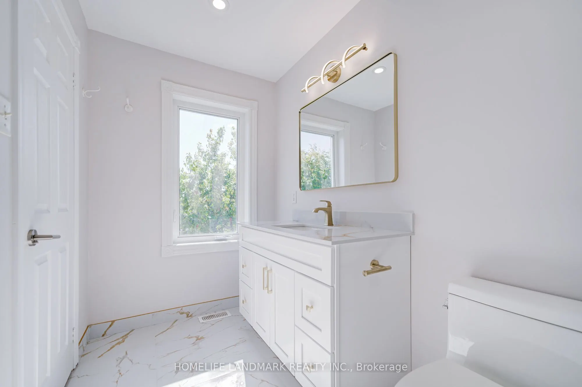 119 Glenashton Drive