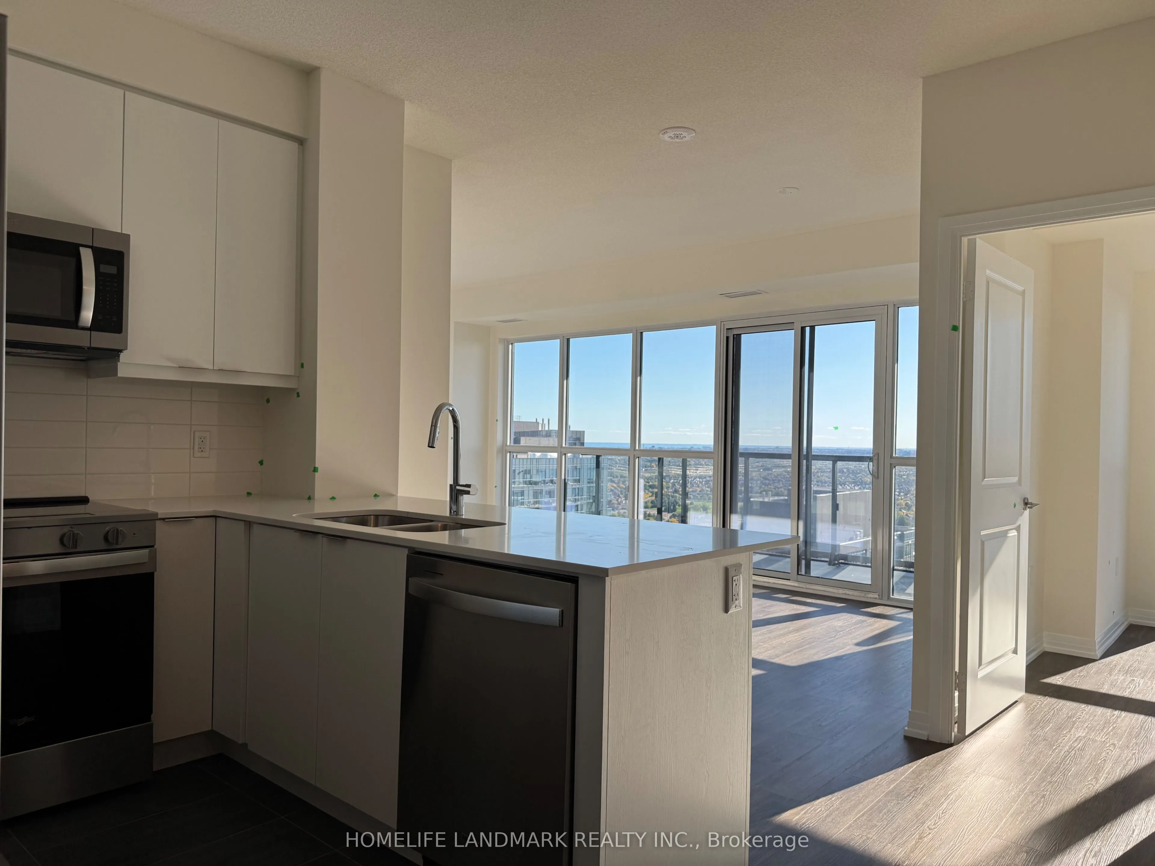 15 Watergarden Drive, #2704