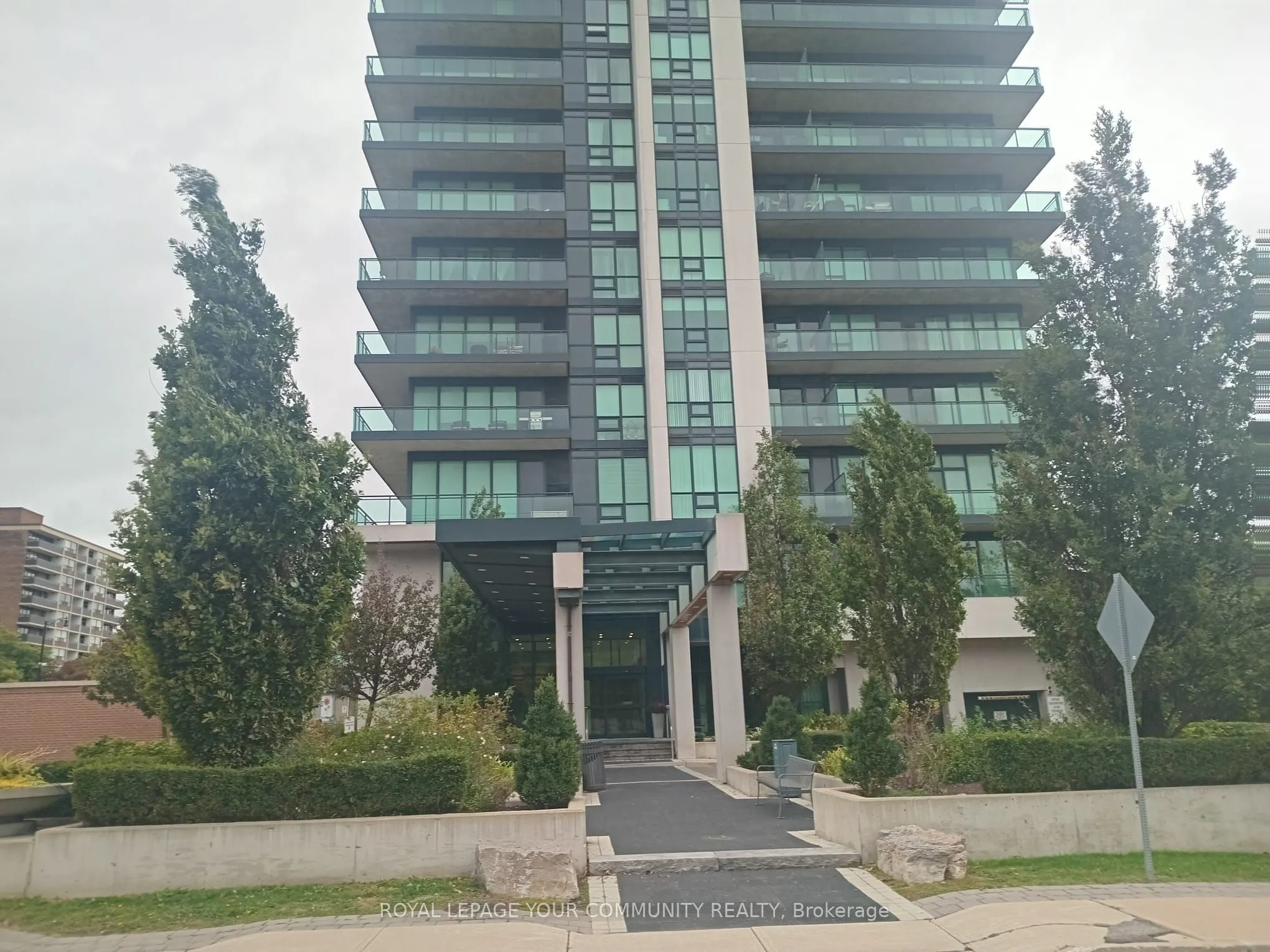 100 John Street, #608