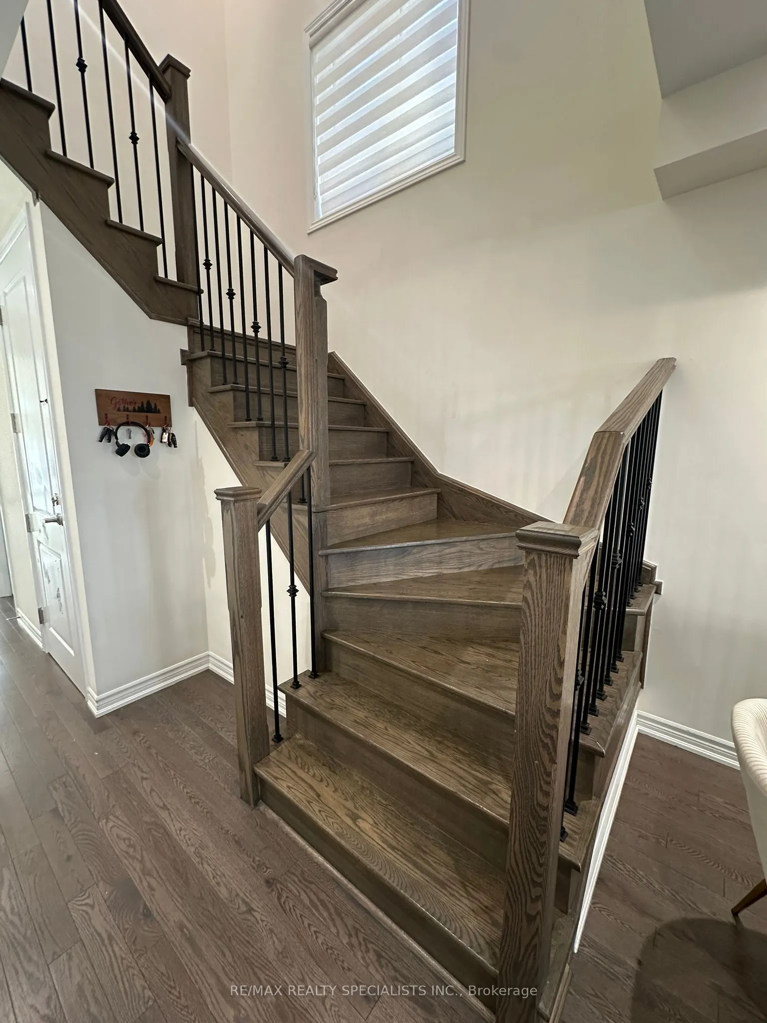 19 Thornvalley Terrace, #MAIN AND UPPER