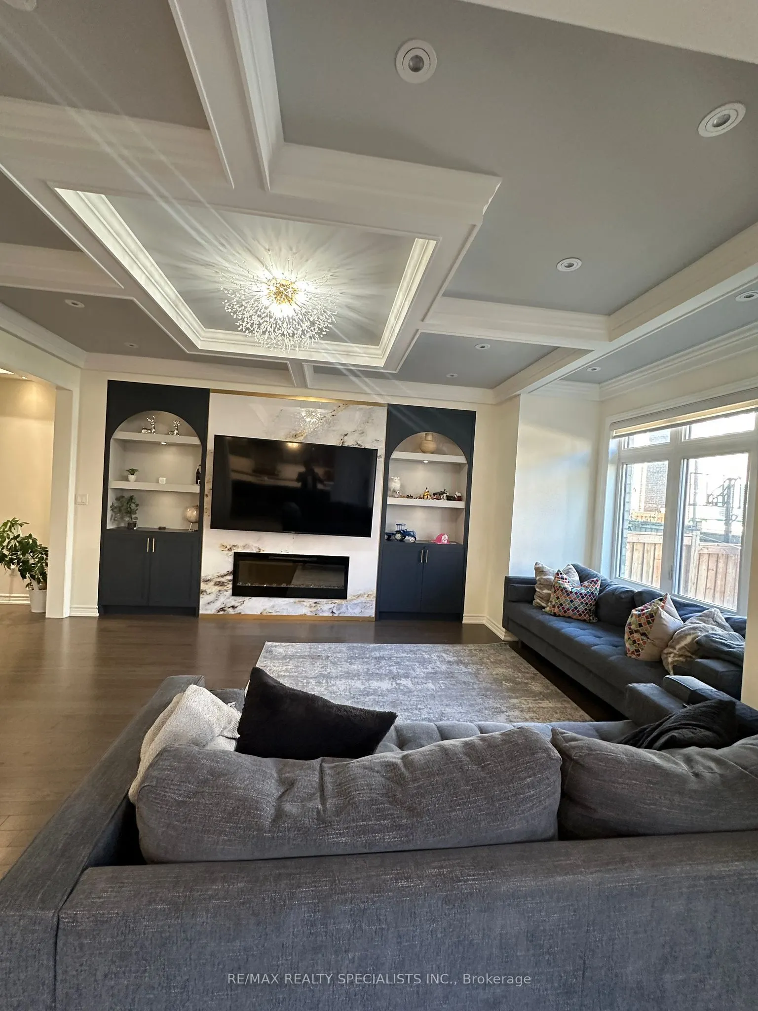 19 Thornvalley Terrace, #MAIN AND UPPER
