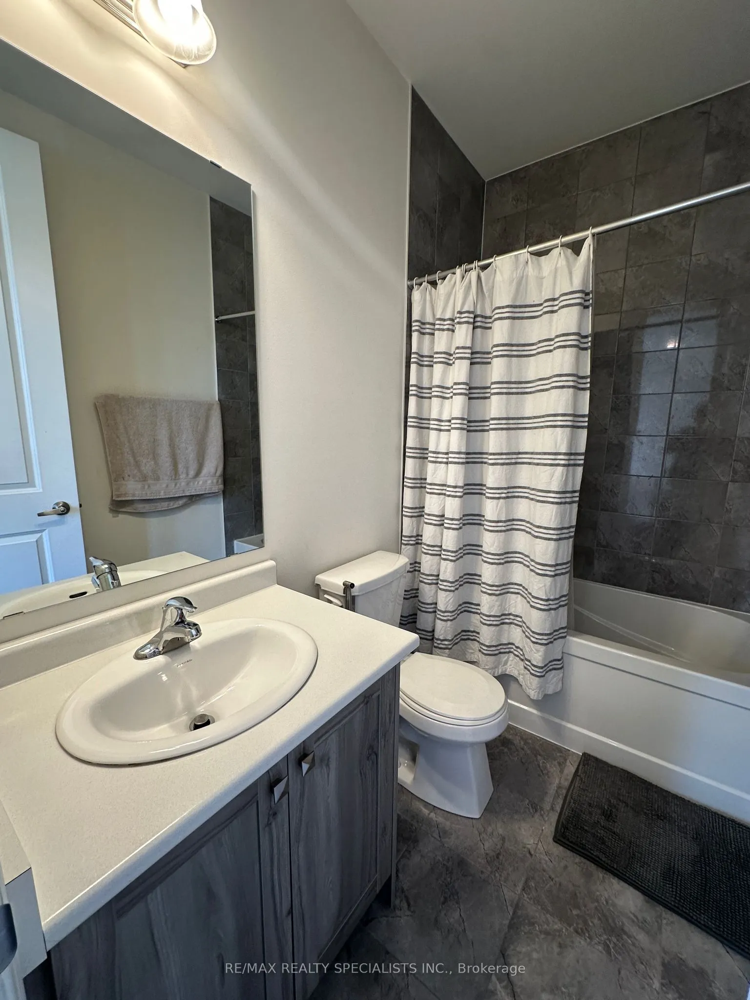 19 Thornvalley Terrace, #MAIN AND UPPER