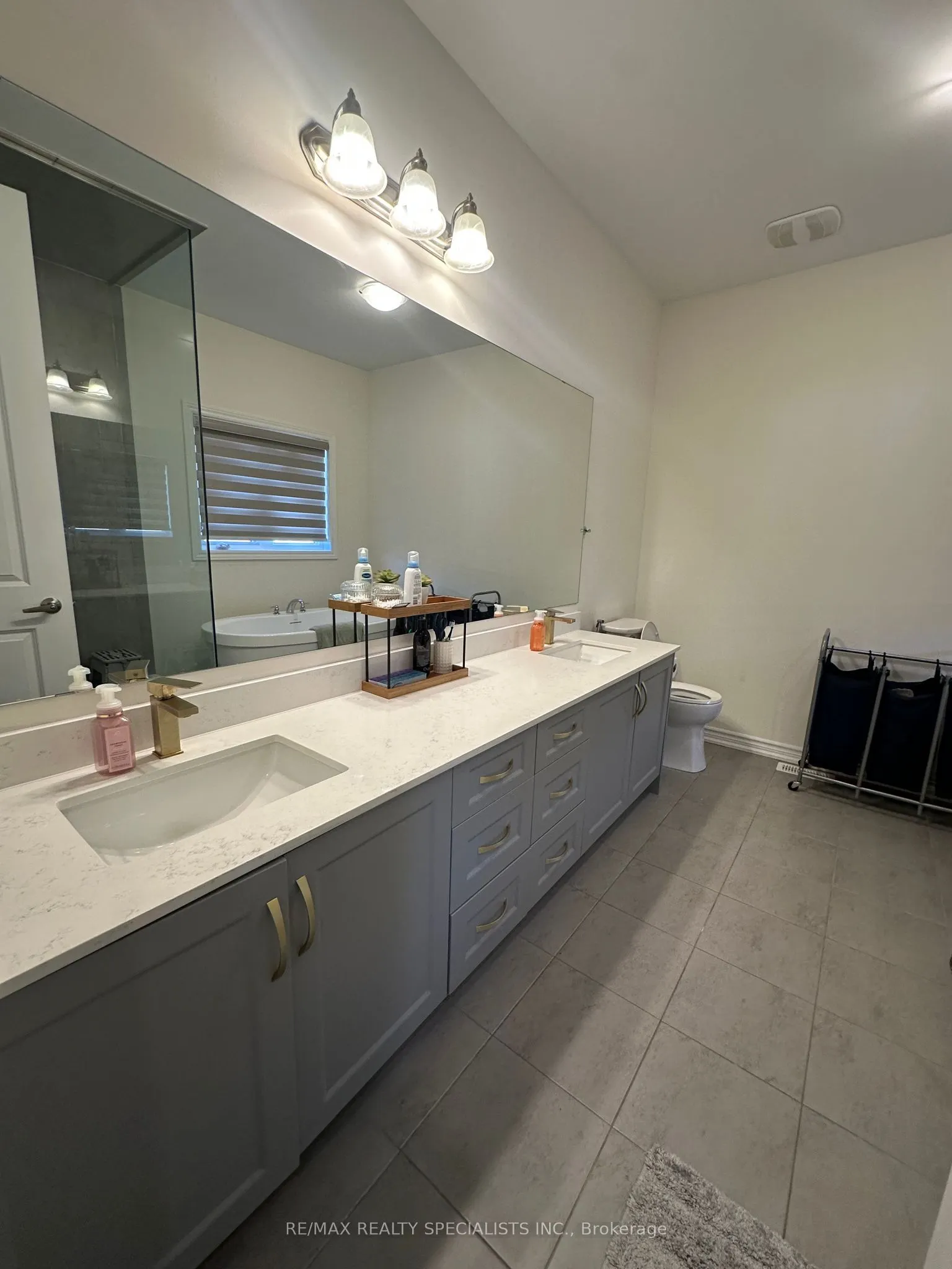 19 Thornvalley Terrace, #MAIN AND UPPER
