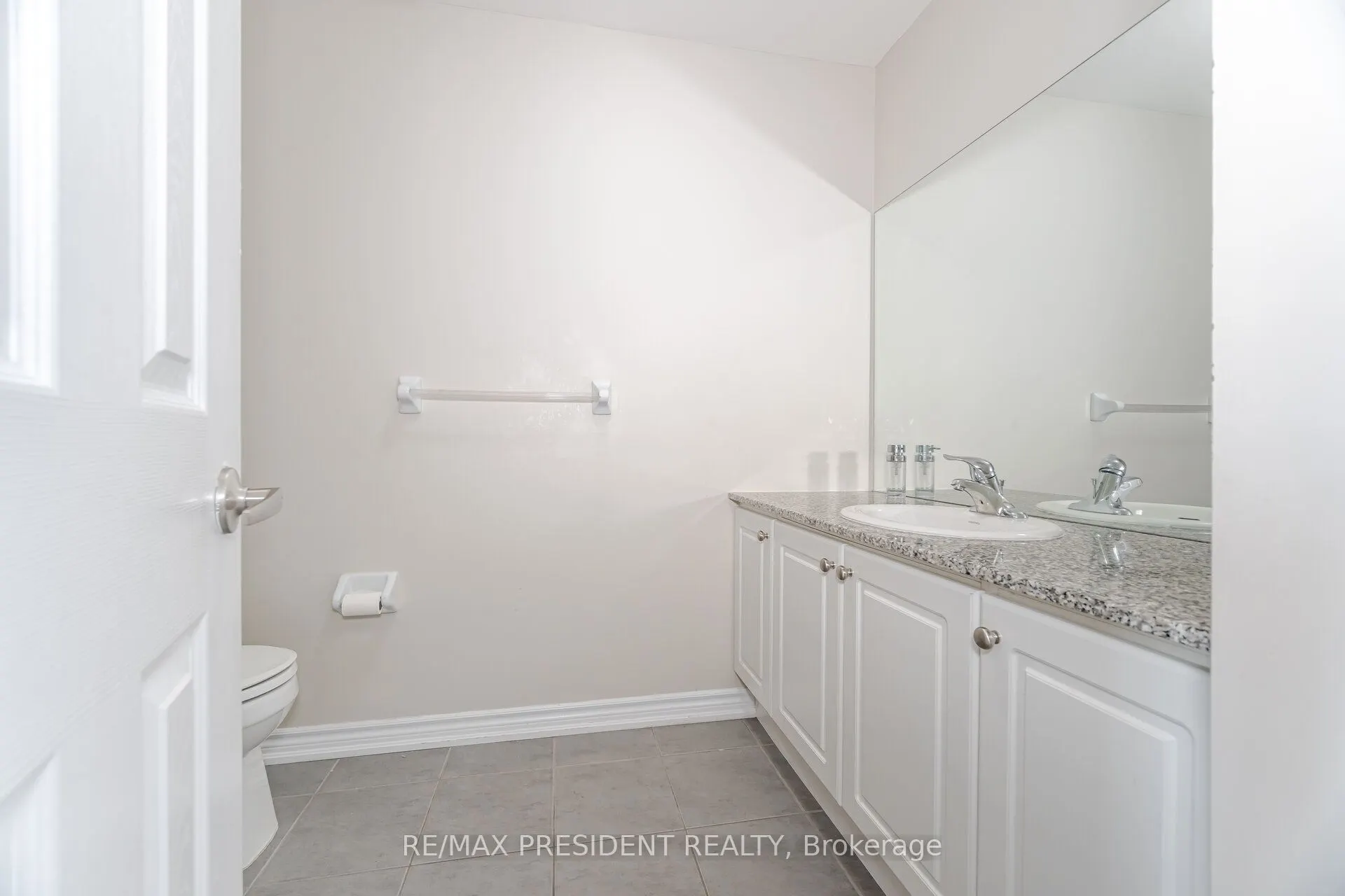 2530 Countryside Drive, #5