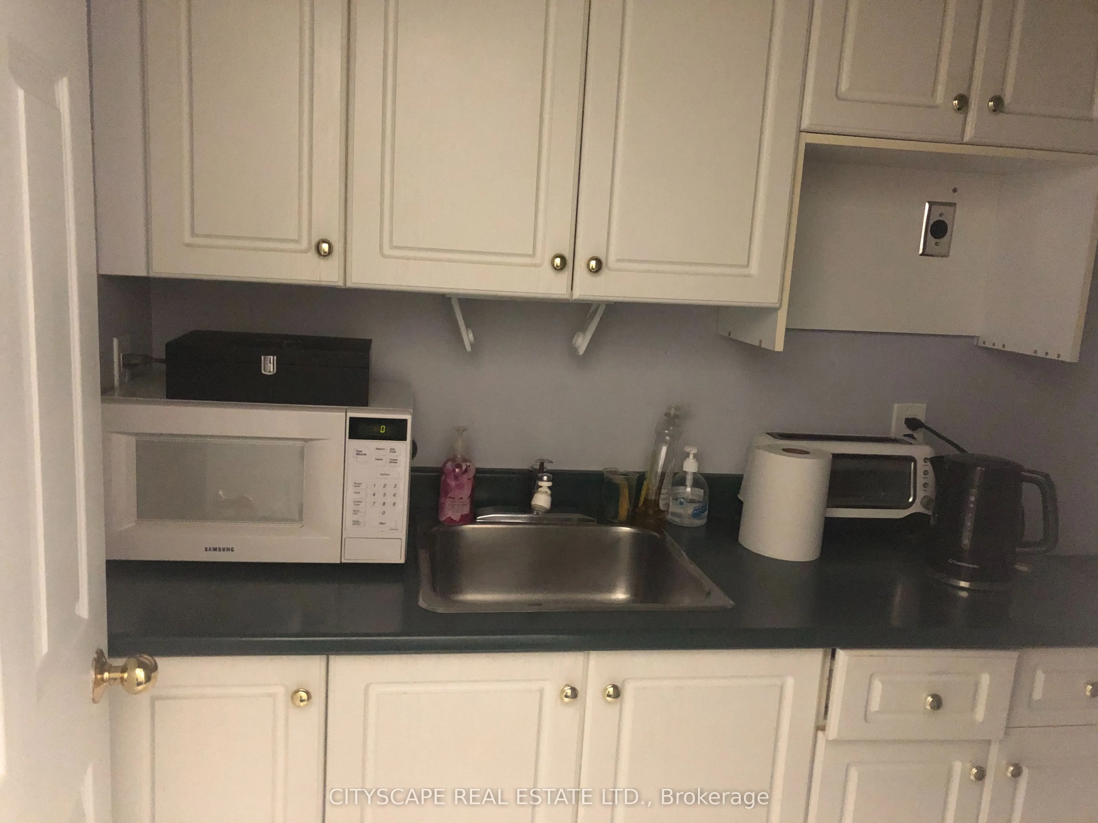 315 Traders Boulevard, #2