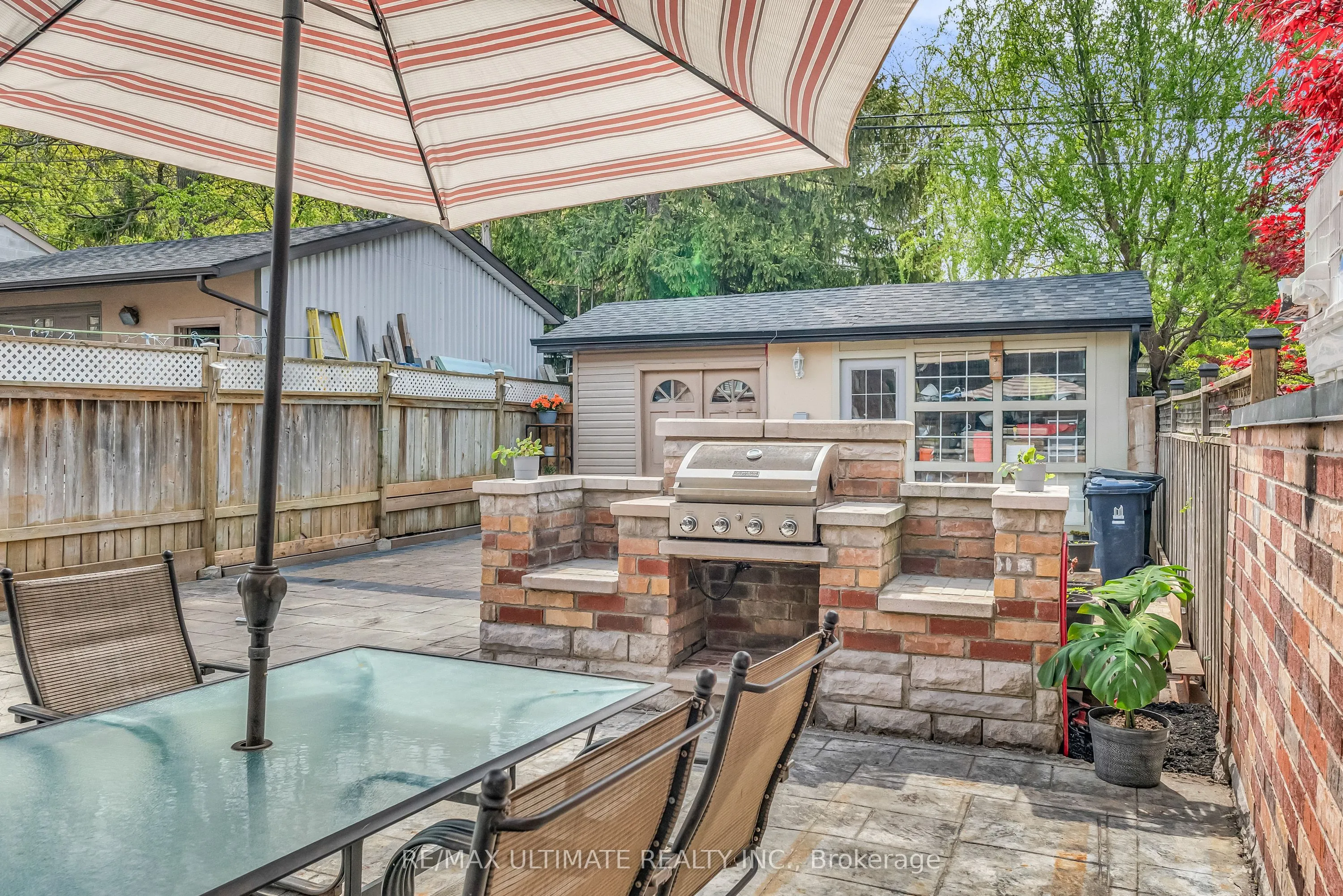 420 Harvie Avenue