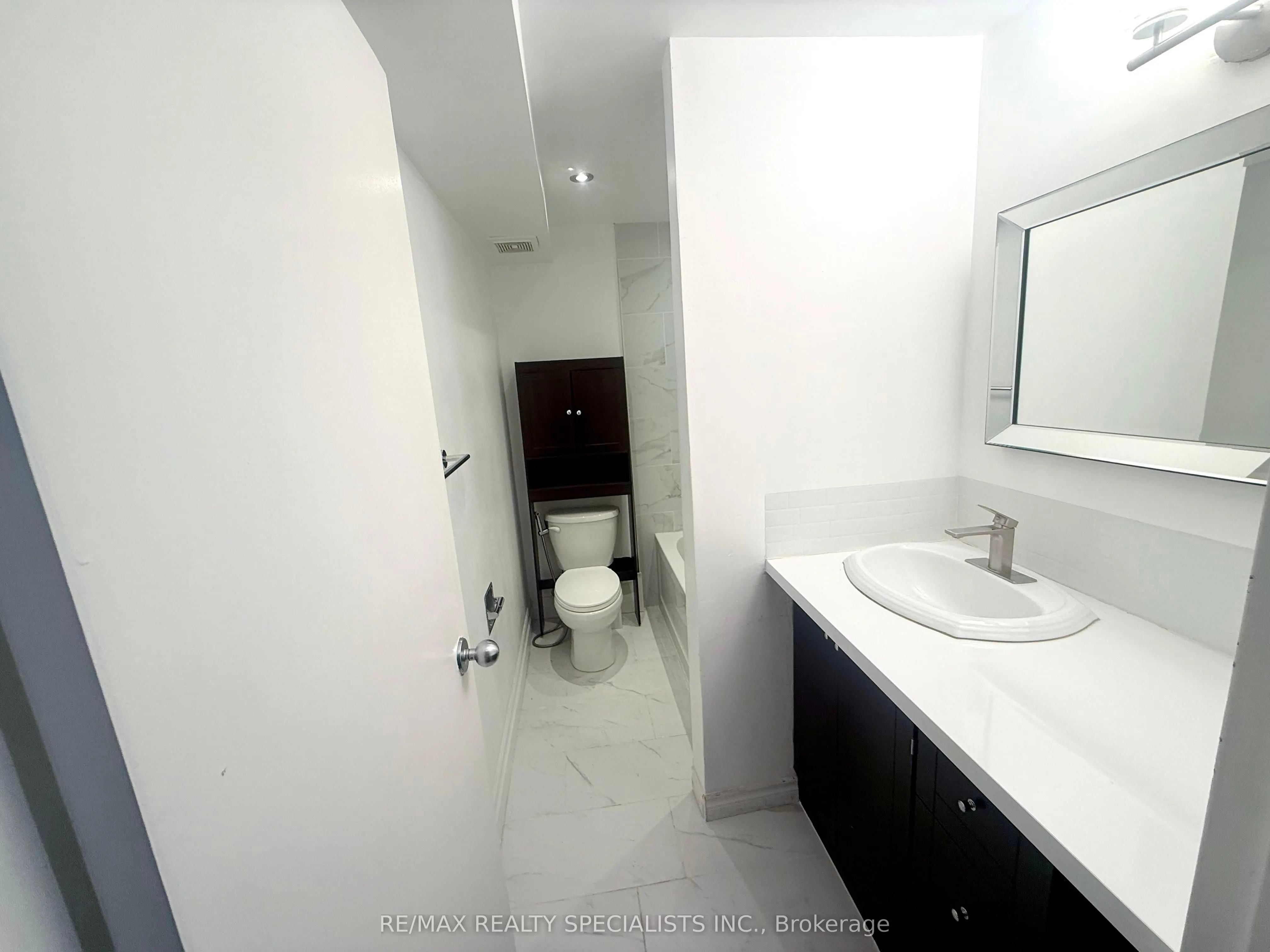 1000 Cedarglen Gate, #520