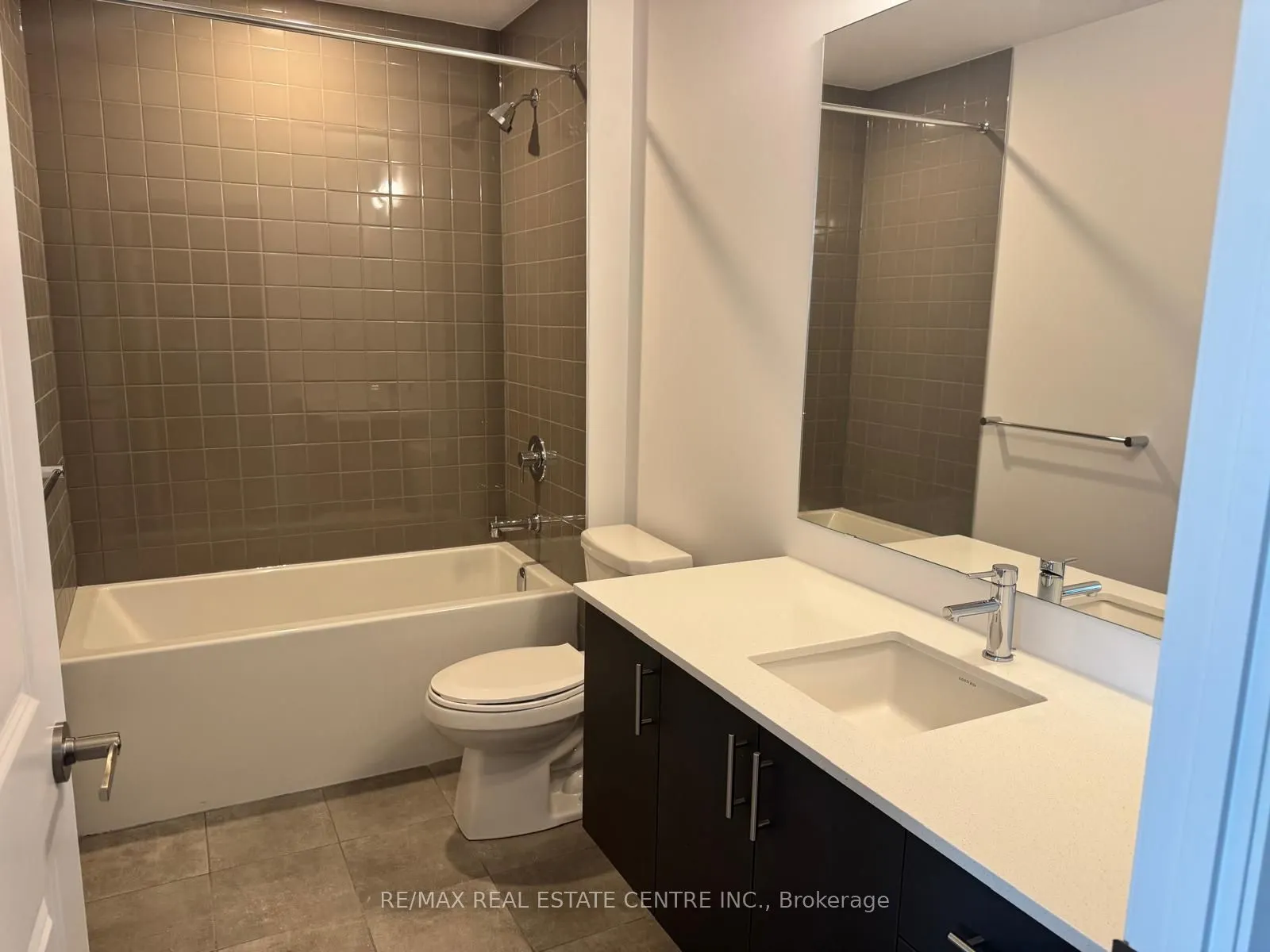 3240 William Coltson Avenue, #1211